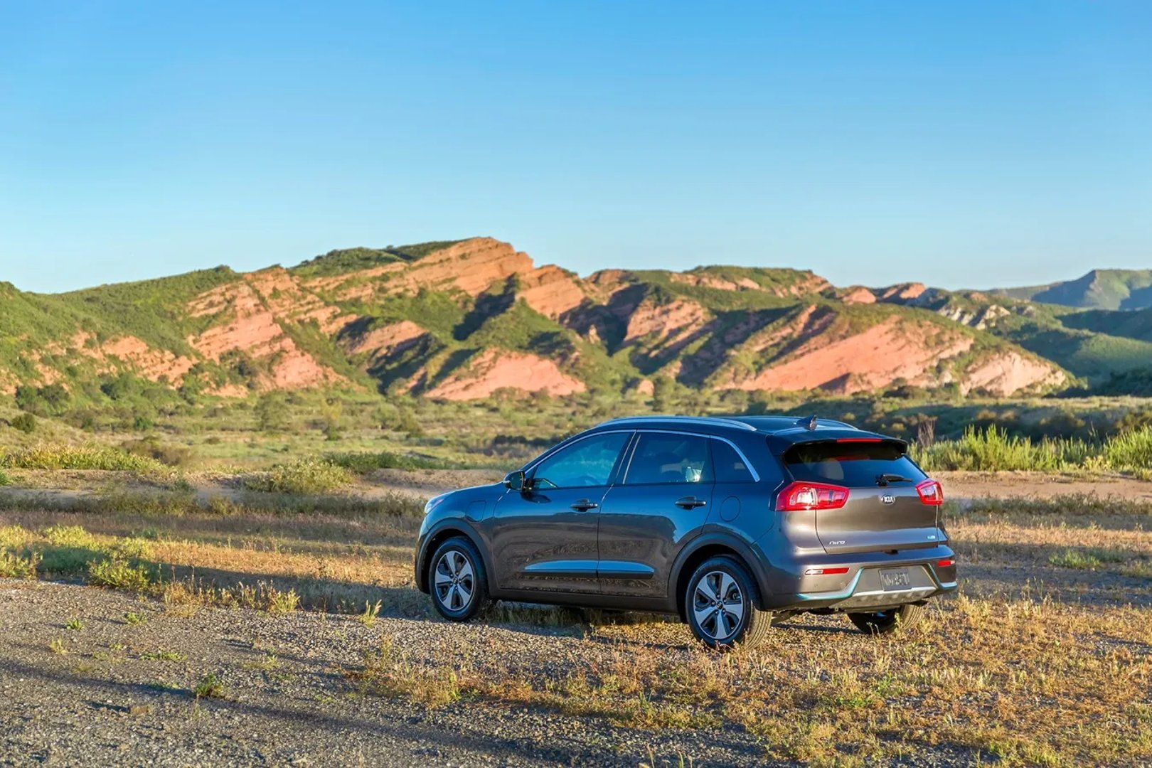 Kia_Niro_1_generation__SUV_5-doors__5.jpg