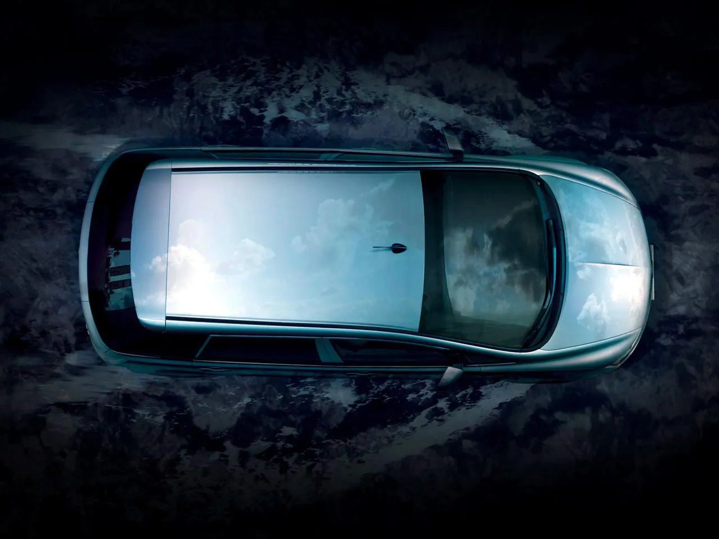 BYD_E6_1_generation__Hatchback_5-door__6.jpg