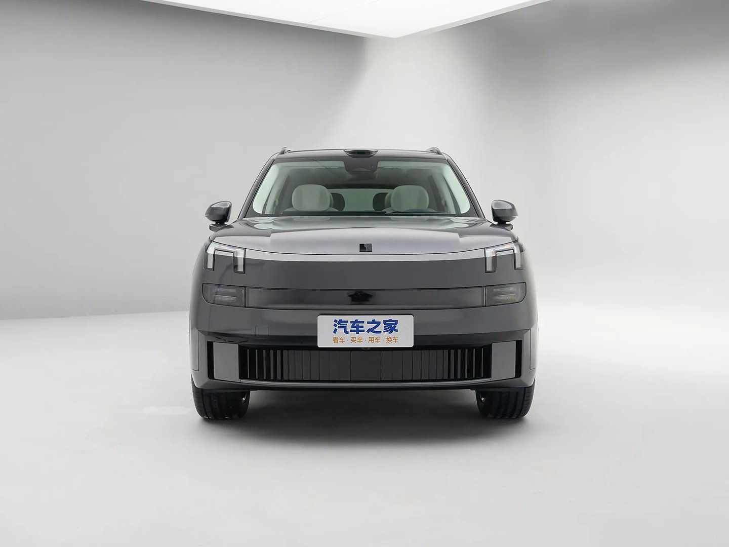 lynkco_900_1_generation__SUV_5-doors__6.jpg