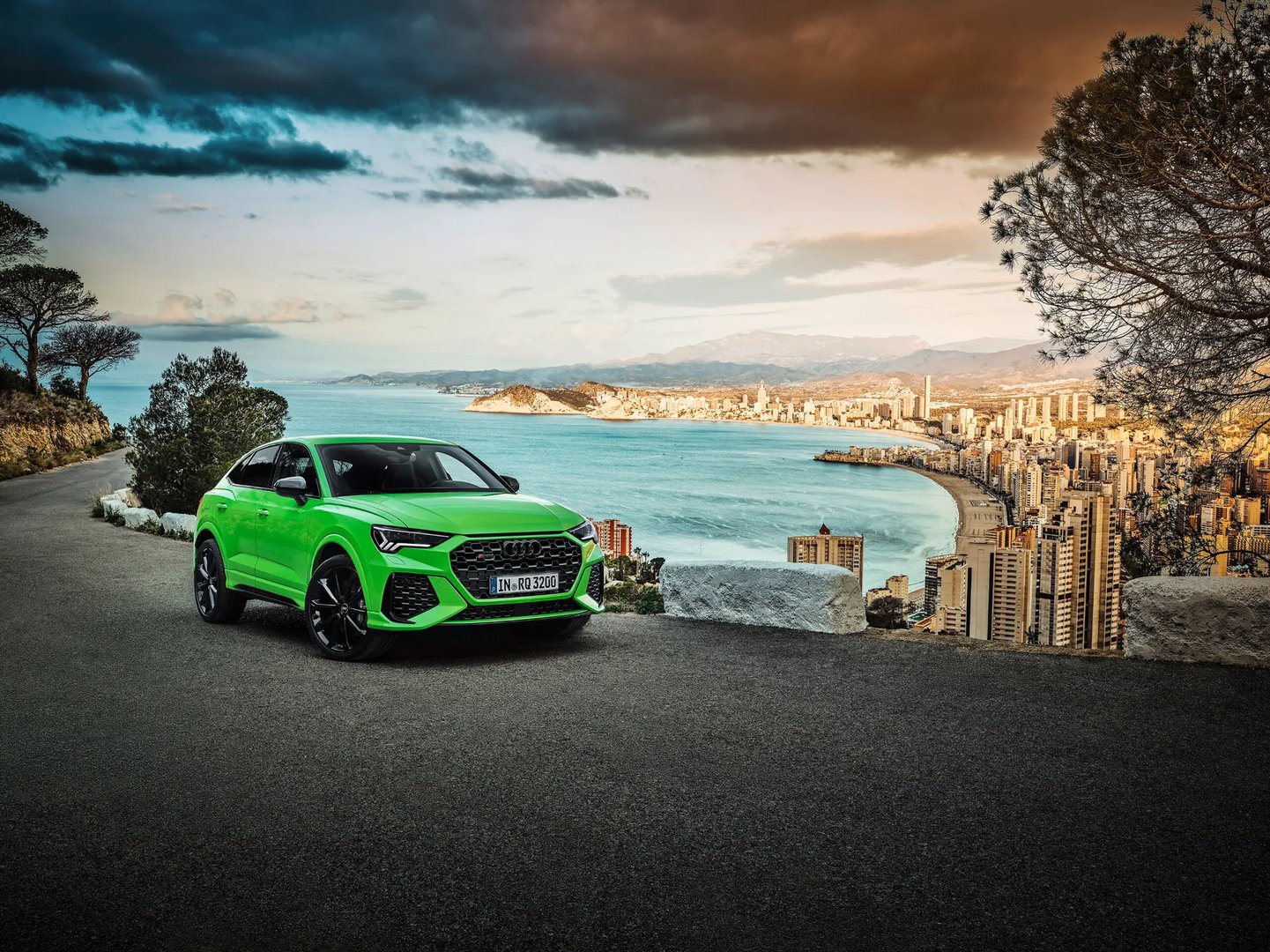 Audi_RS_Q3_Sportback_1_generation__SUV_Coupe__6.jpg