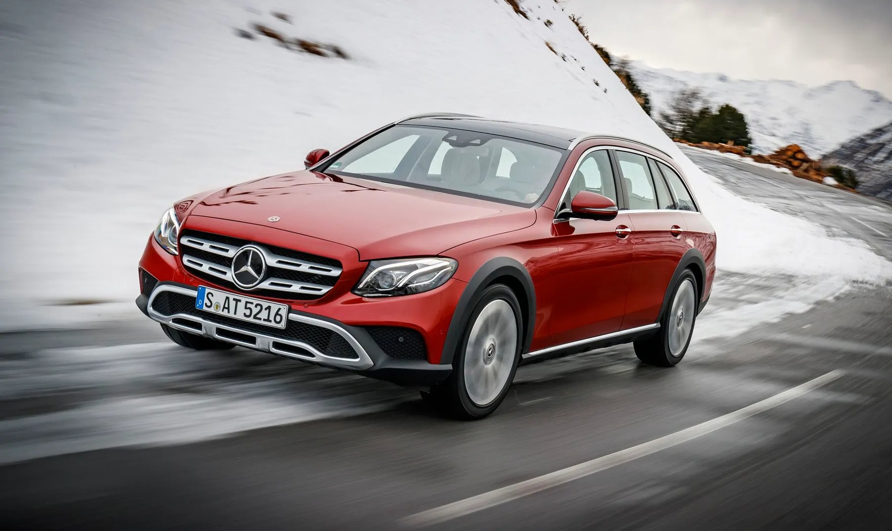 Mercedes_E-Class_All-Terrain_5_generation__Estate_5-door__1.jpg