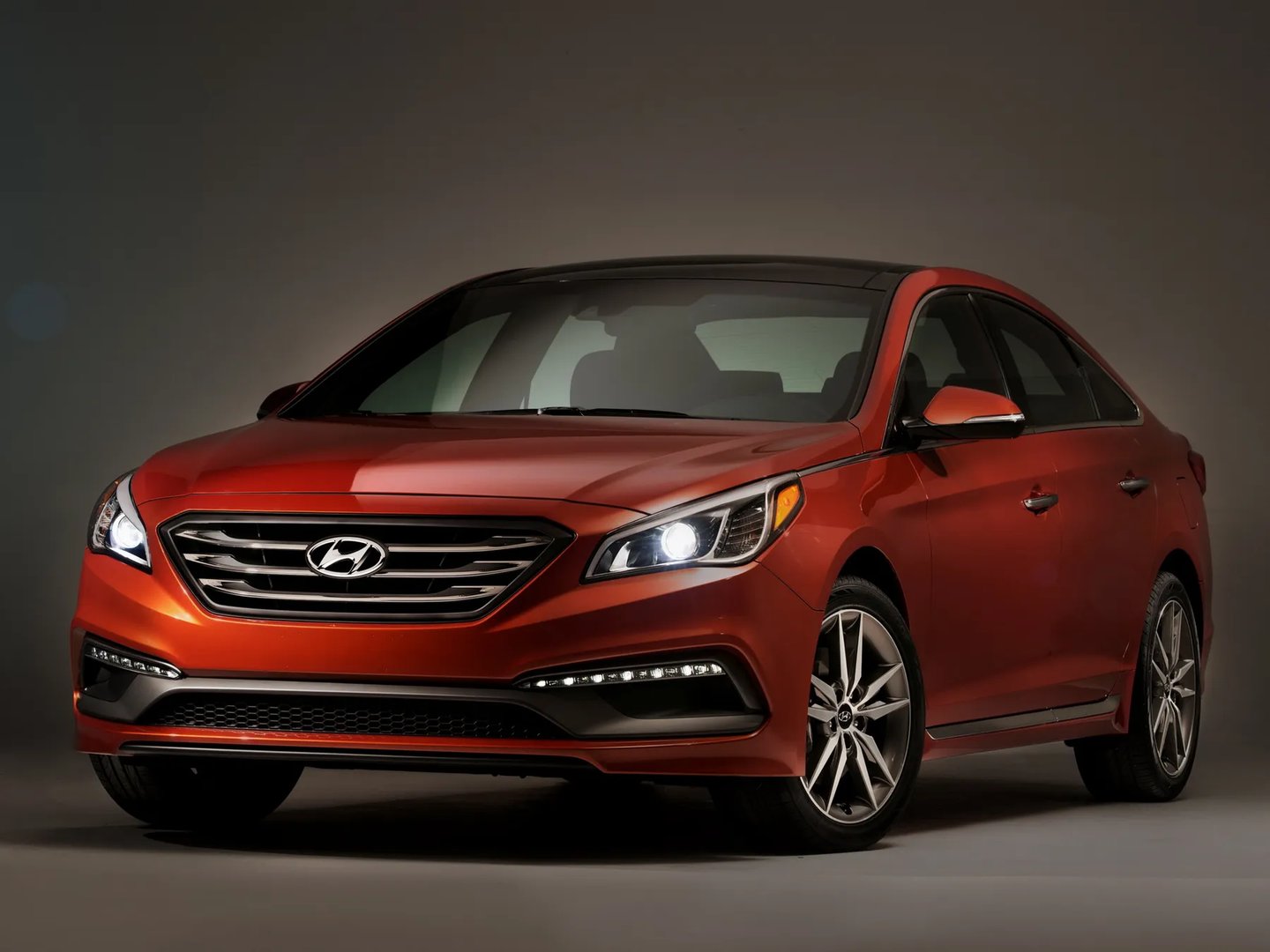 LF  Sedan