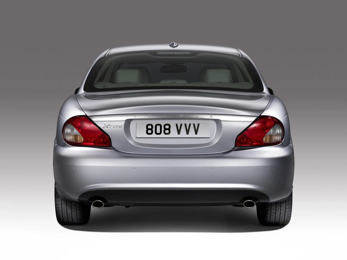 Jaguar_X-Type_1_generation_restyling__Sedan__2.jpg