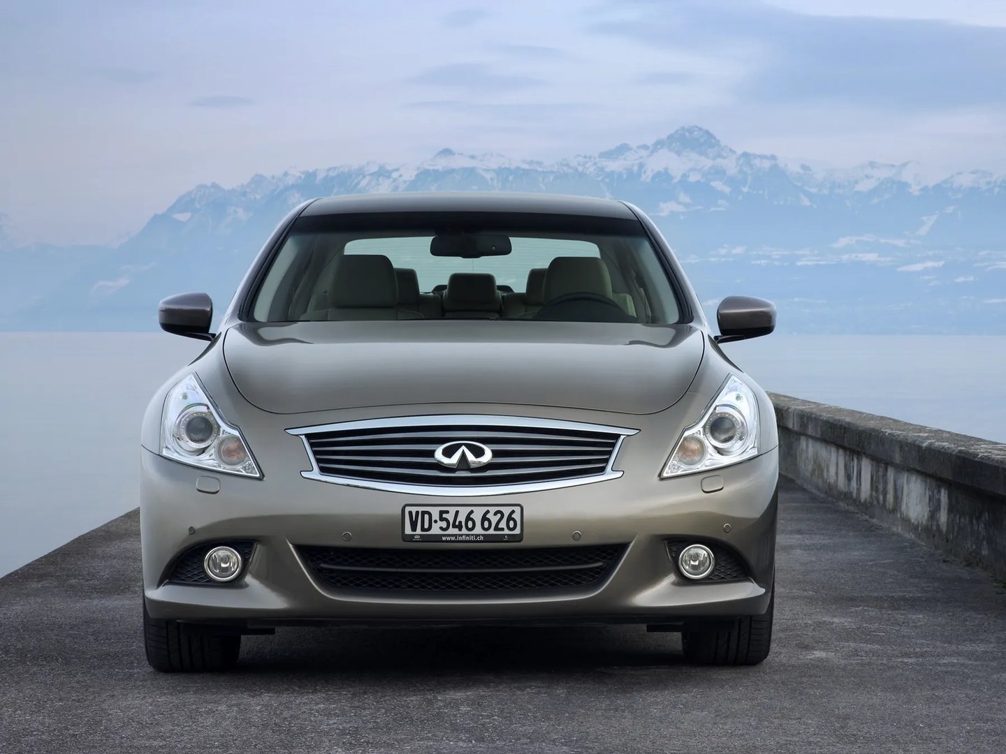 Infiniti_G_4_generation__Sedan__13.jpg