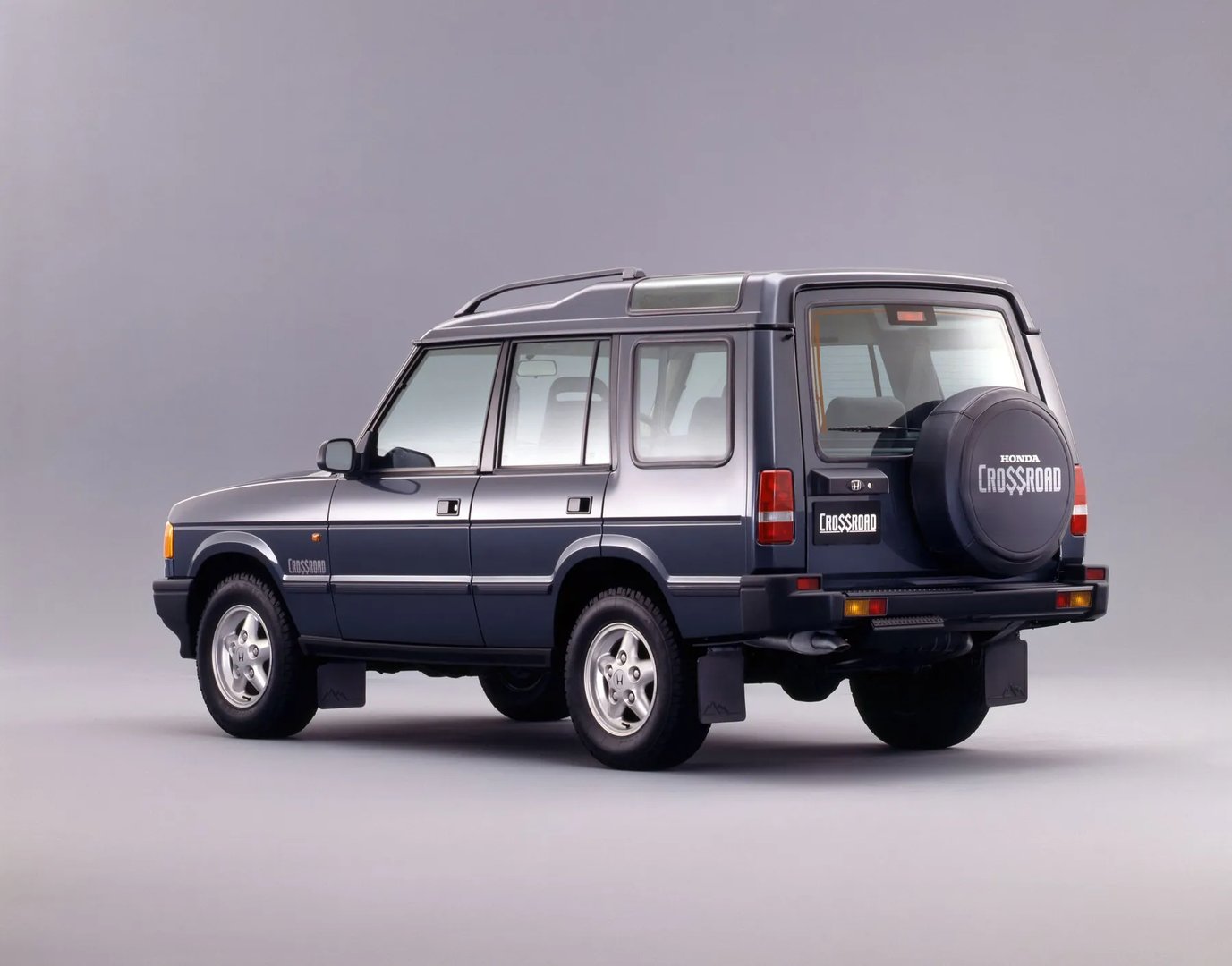 Honda_Crossroad_1_generation__SUV_5-doors__4.jpg