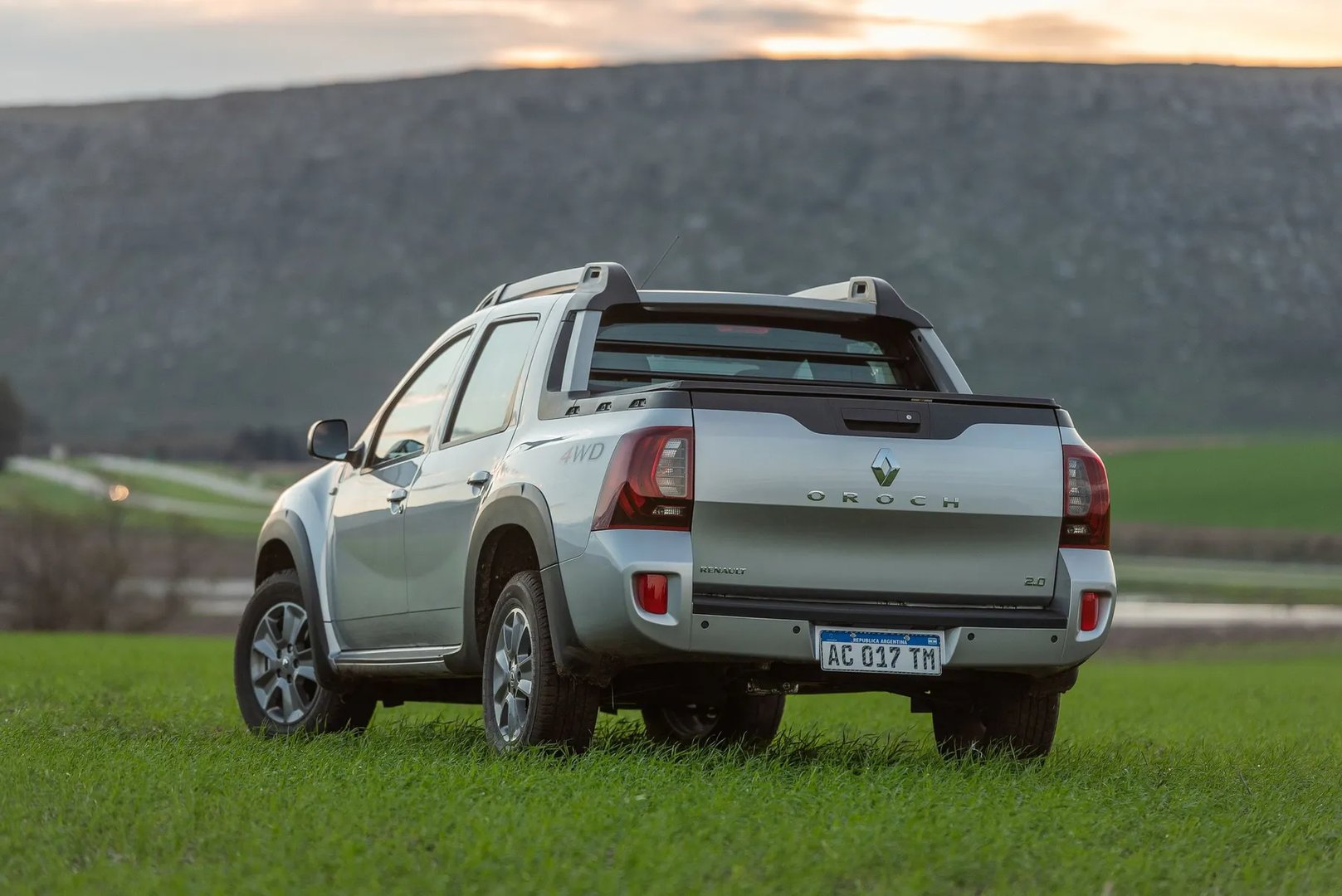 Renault_Oroch_1_generation__Pickup__10.jpg