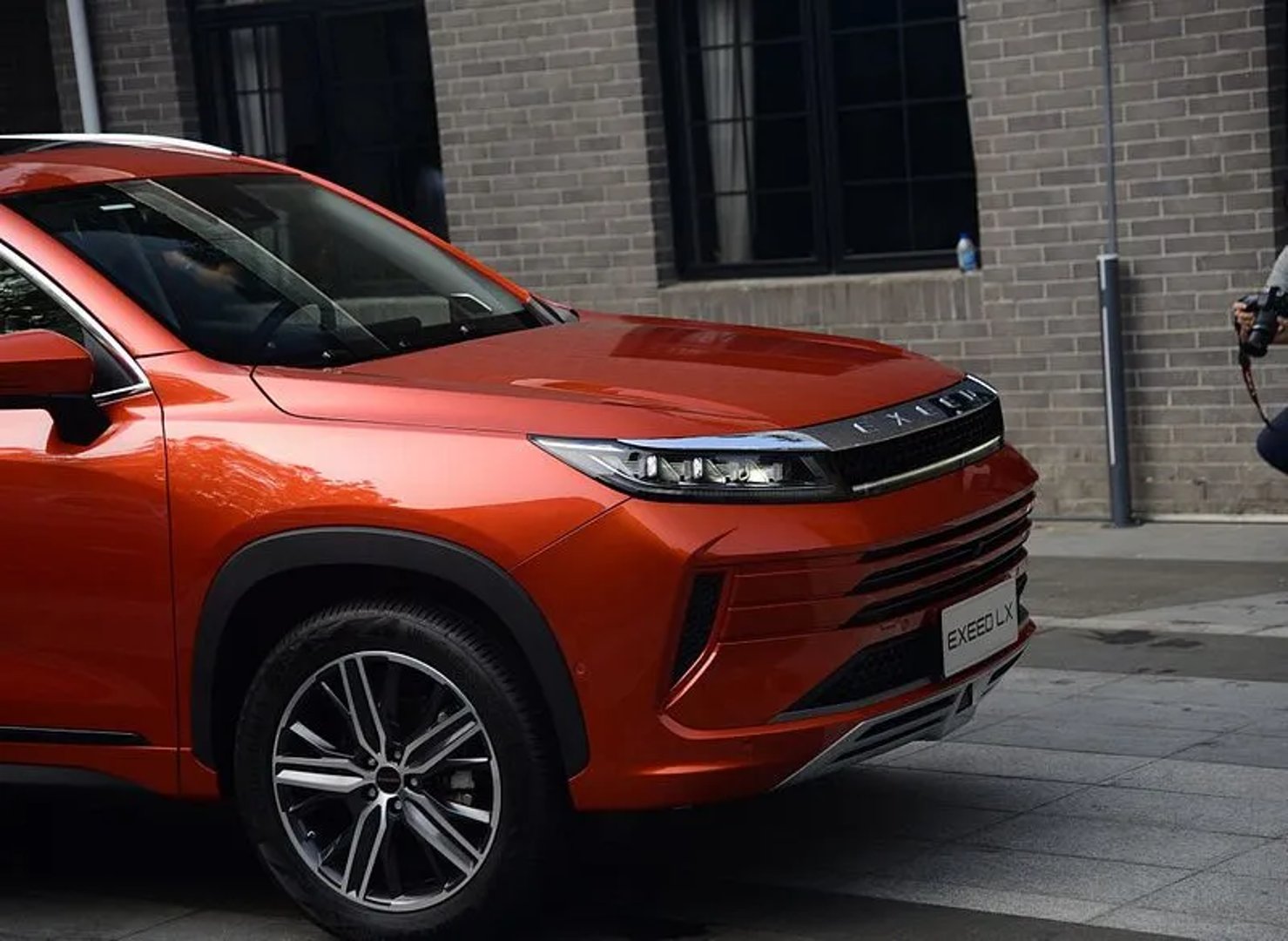 exeed_LX_1_generation__SUV_5-doors__10.jpg