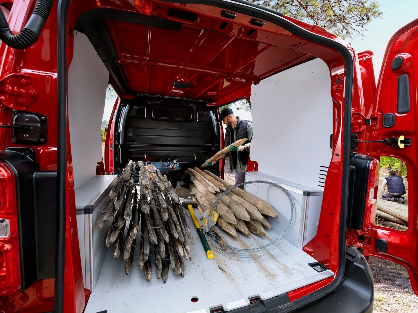 Citroen_Jumpy_3_generation_restyling__Van__7.jpg