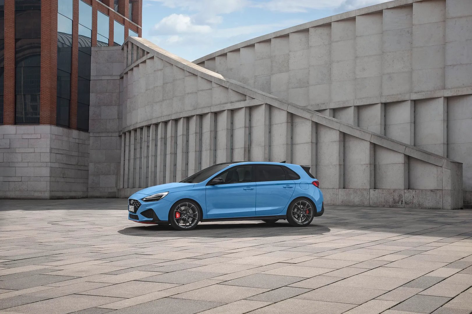 Hyundai_i30_N_1_generation_restyling__Hatchback_5-door__8.jpg
