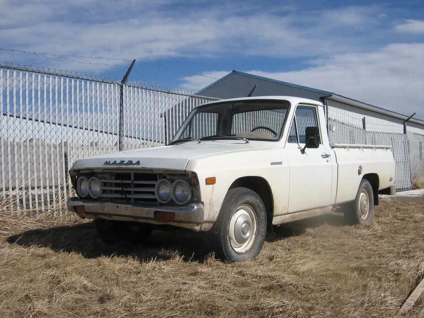 Mazda_Proceed_2_generation__Pickup_single-cab__1.jpg