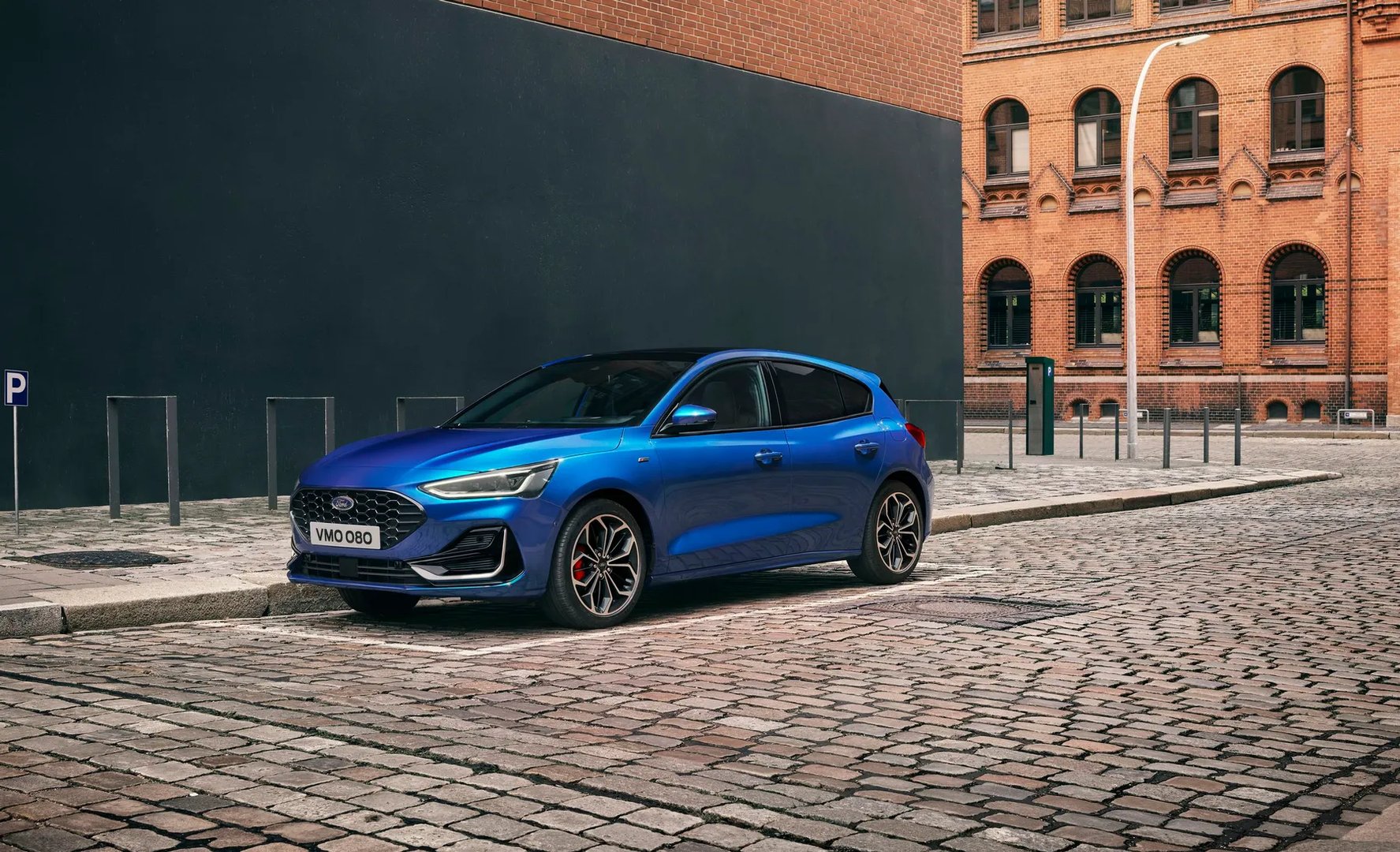 Ford_Focus_4_generation_restyling_1__Hatchback_5-door__4.jpg
