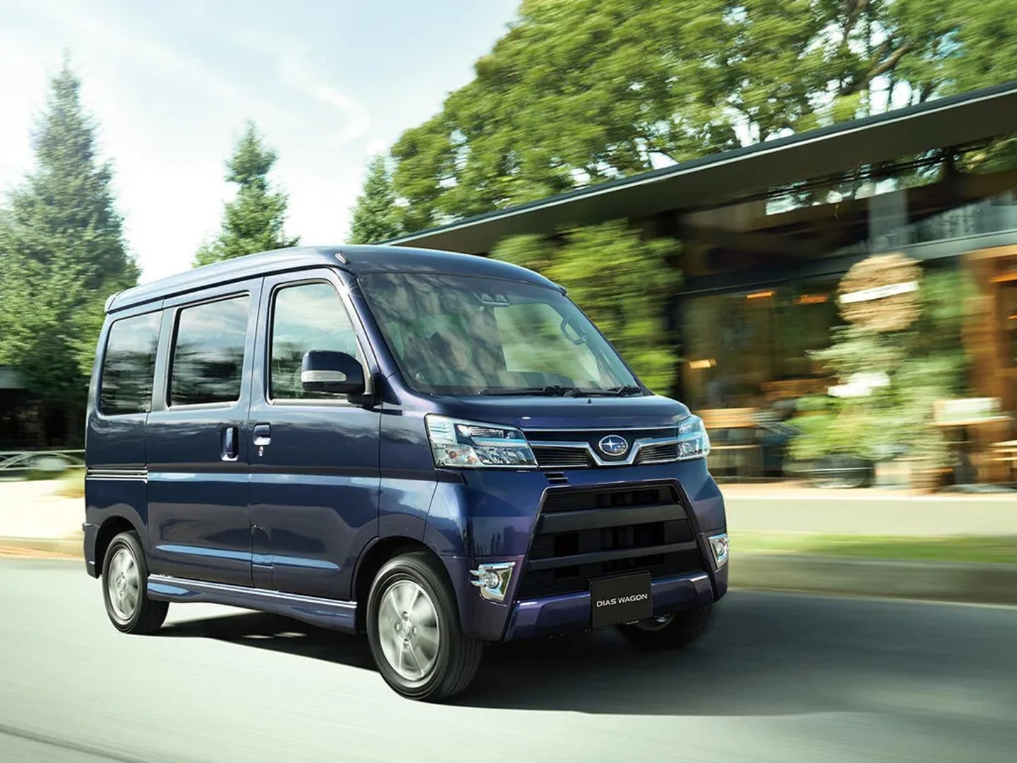 Subaru_Dias_Wagon_2_generation__Minivan__1.jpg