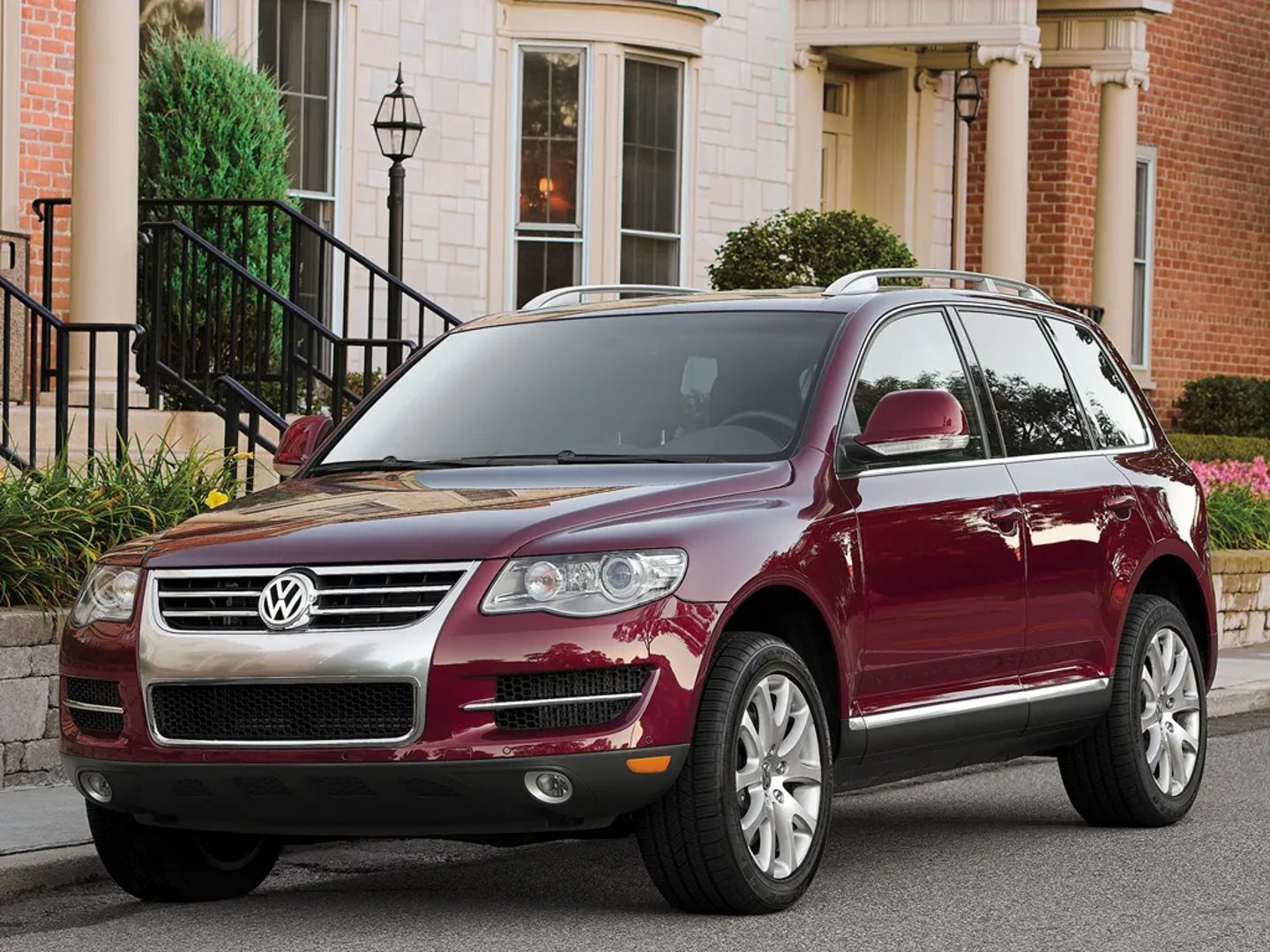 Volkswagen_Touareg_1_generation_restyling__SUV_5-doors__12.jpg
