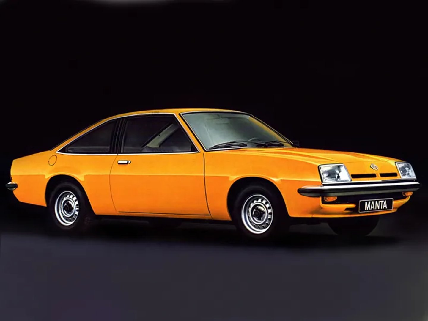 Opel_Manta_2_generation__Coupe__8.jpg