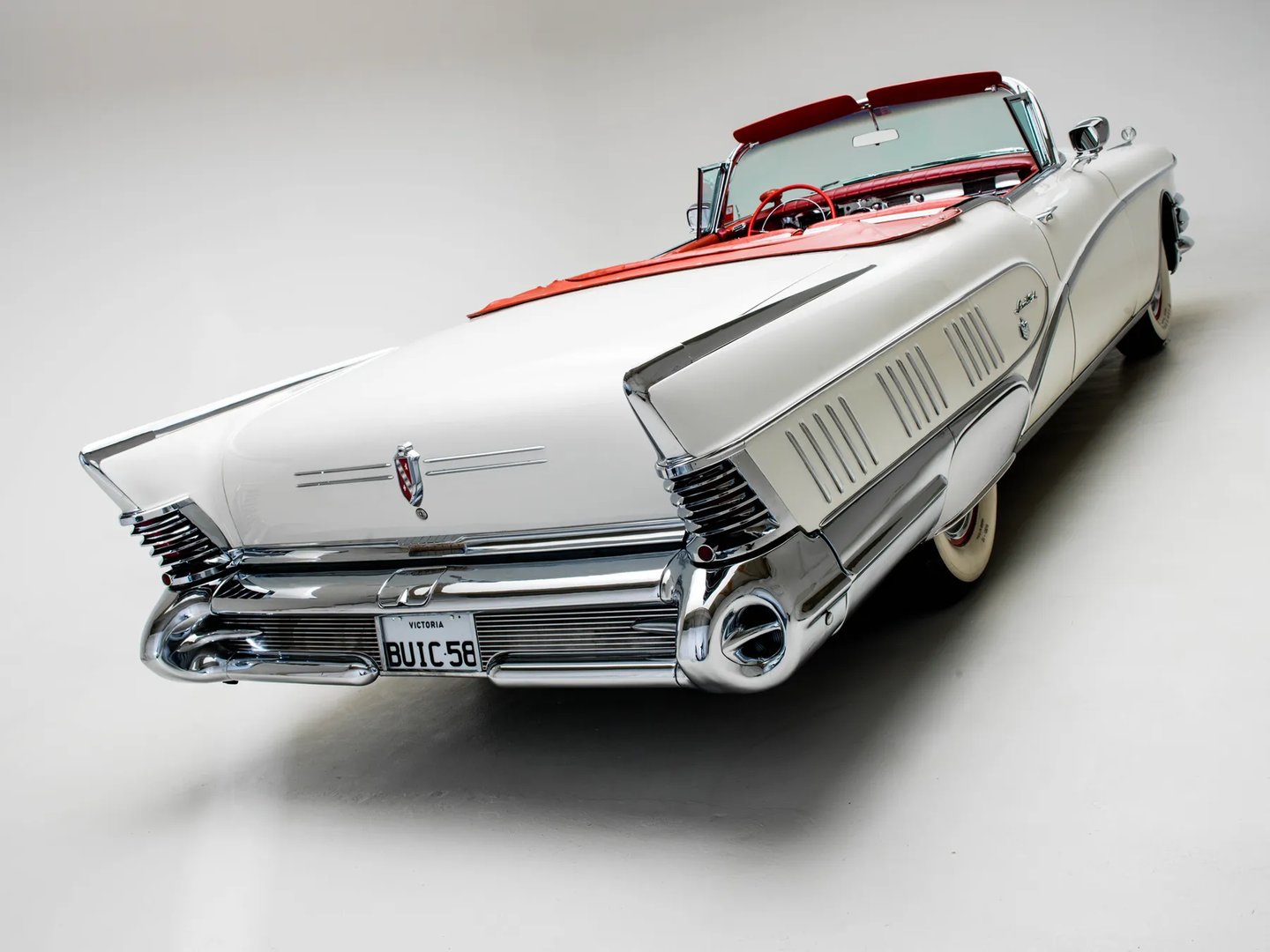 Buick_Limited_1_generation__Cabrio__2.jpg