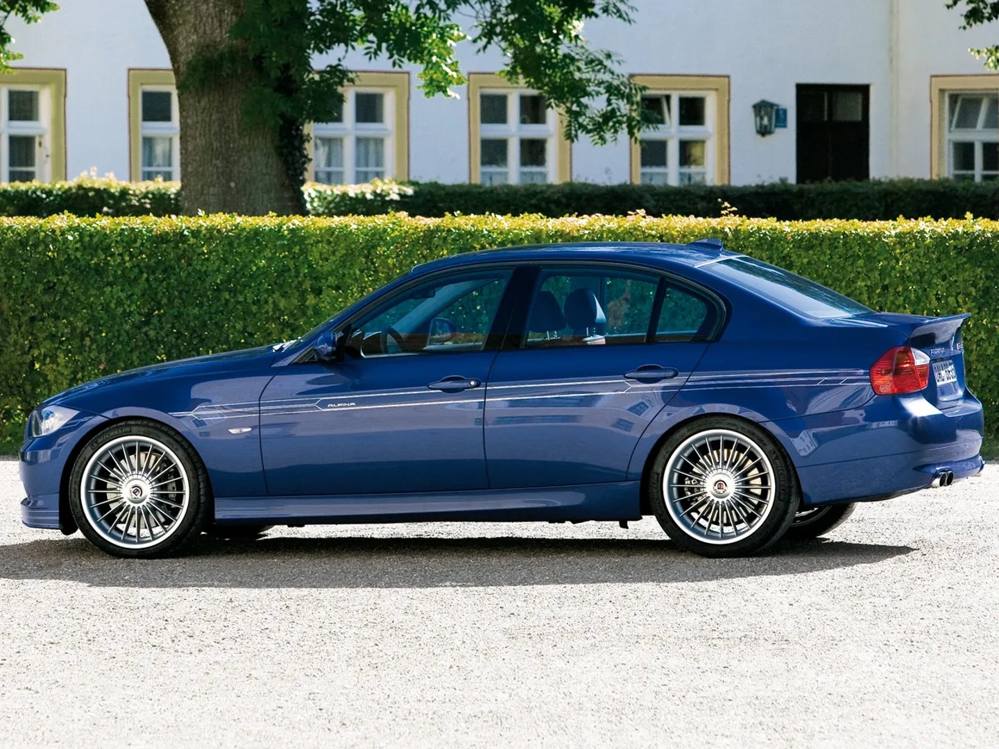 Alpina_B3_4_generation__Sedan__2.jpg