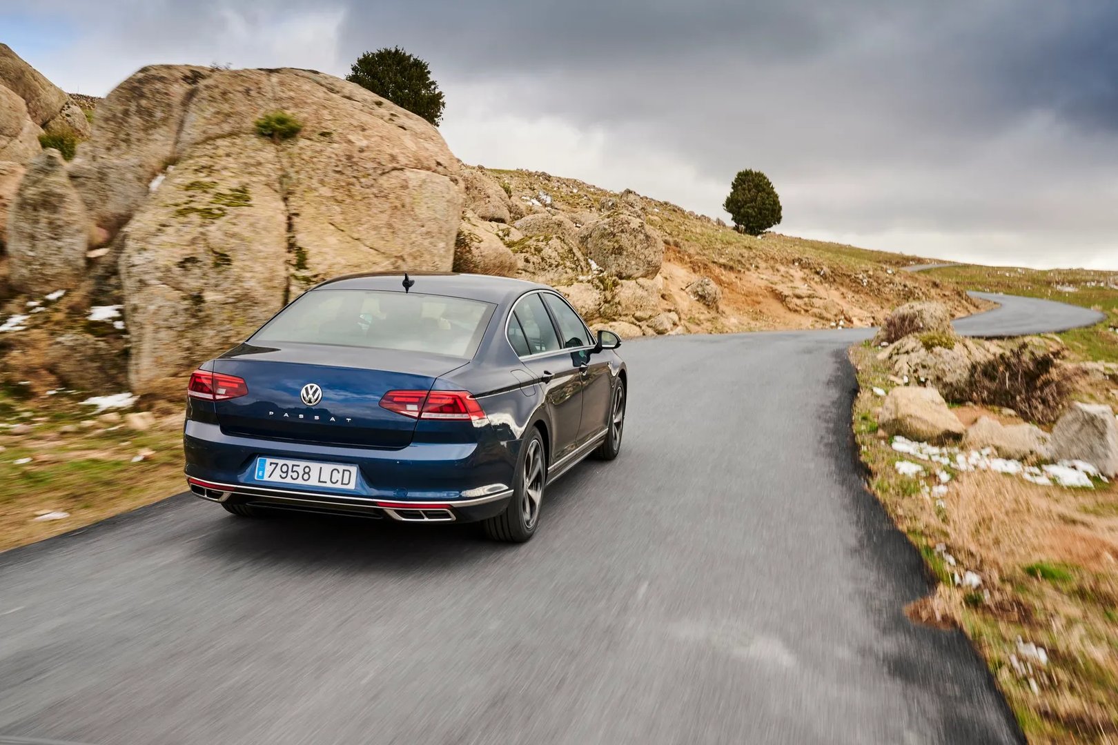 Volkswagen_Passat_8_generation_restyling__Sedan__11.jpg