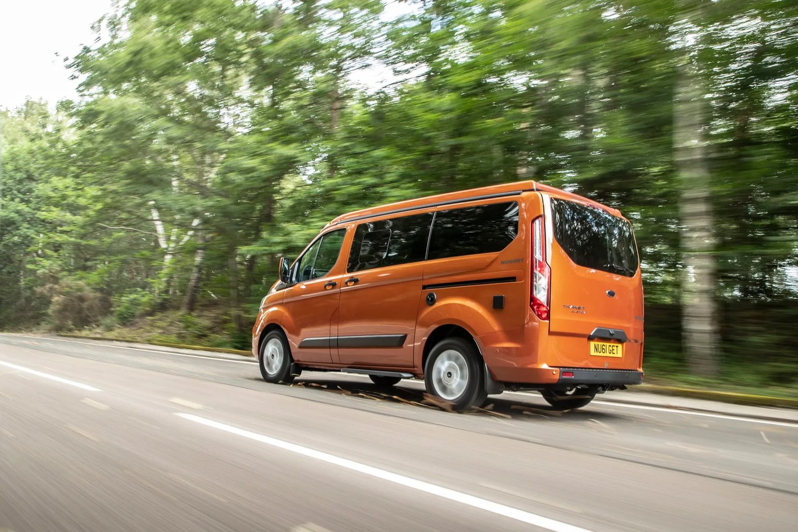 Ford_Transit_Custom_1_generation_restyling__Minivan__3.jpg
