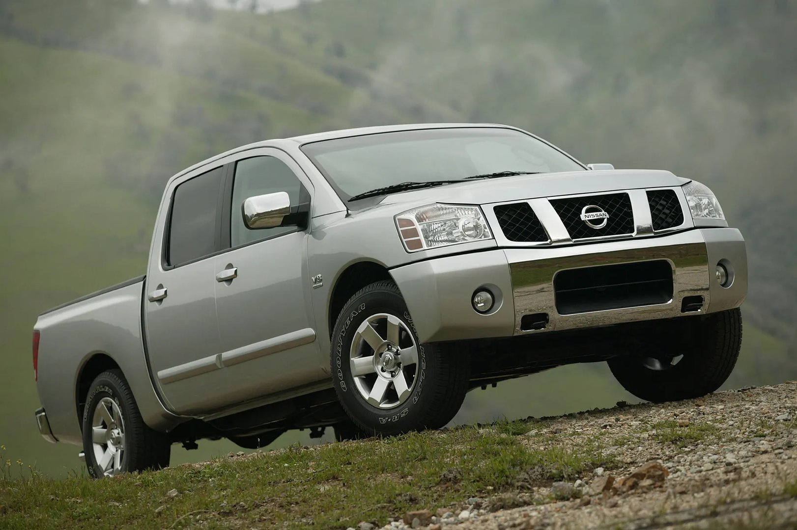 Nissan Titan 1 generation  Pickup double-cab