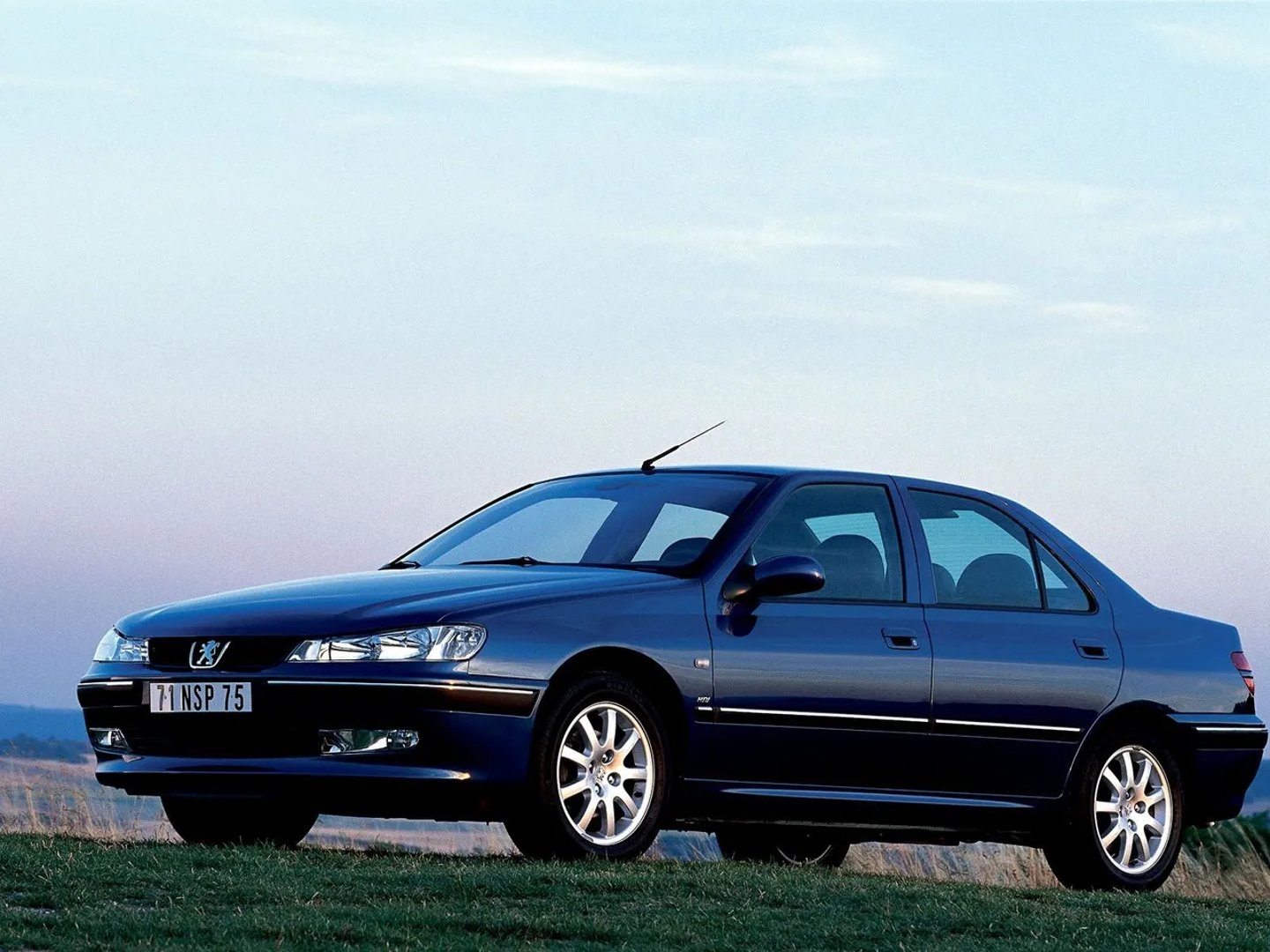 Peugeot_406_1_generation_restyling__Sedan__3.jpg