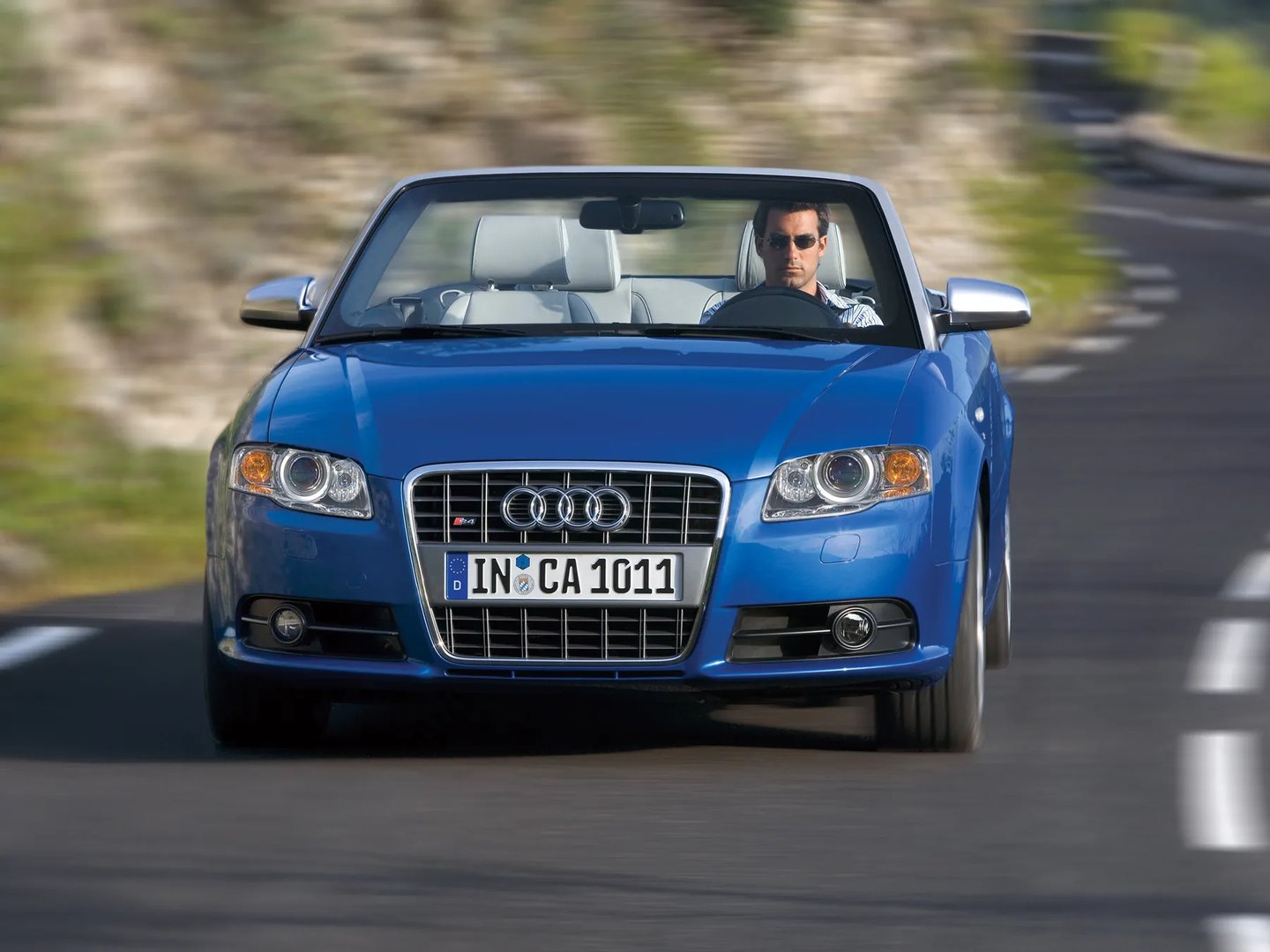 Audi_S4_3_generation__Cabrio__5.jpg