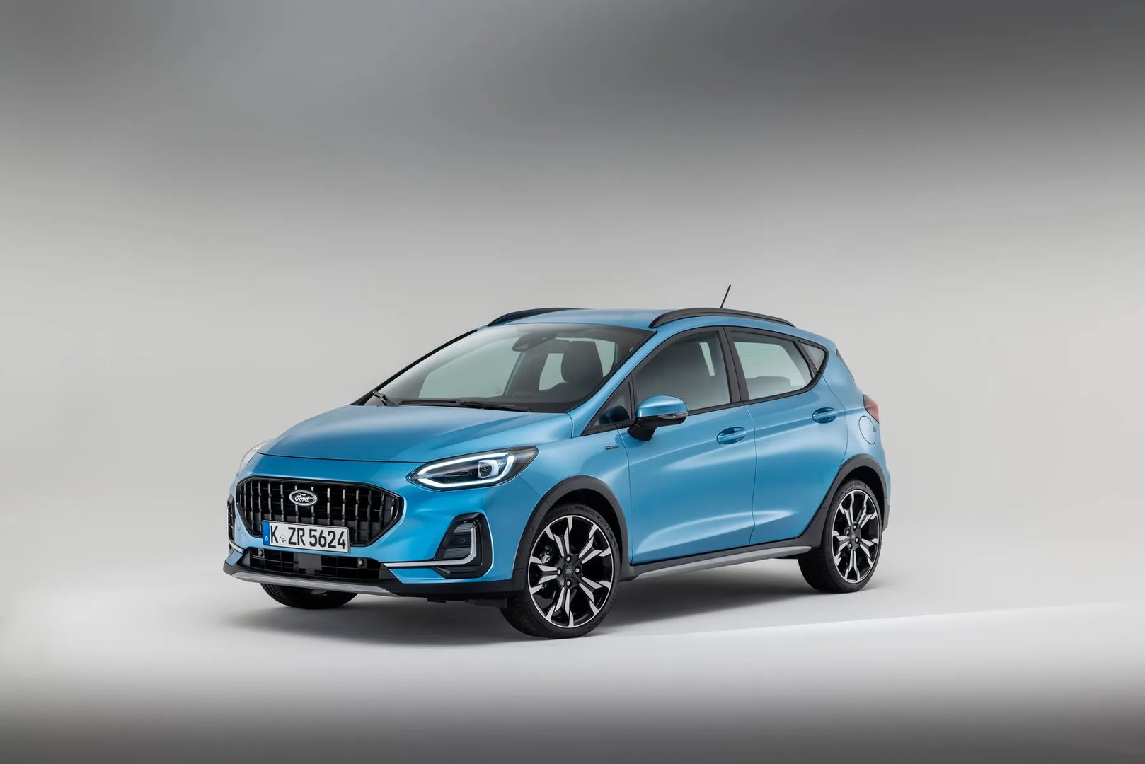 Ford_Fiesta_7_generation_restyling_1__Mini_5-doors__3.jpg