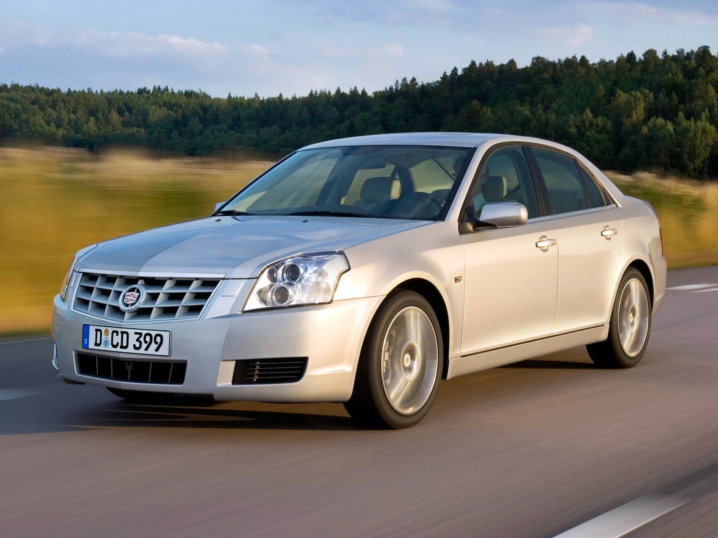 Cadillac_BLS_1_generation__Sedan__8.jpg