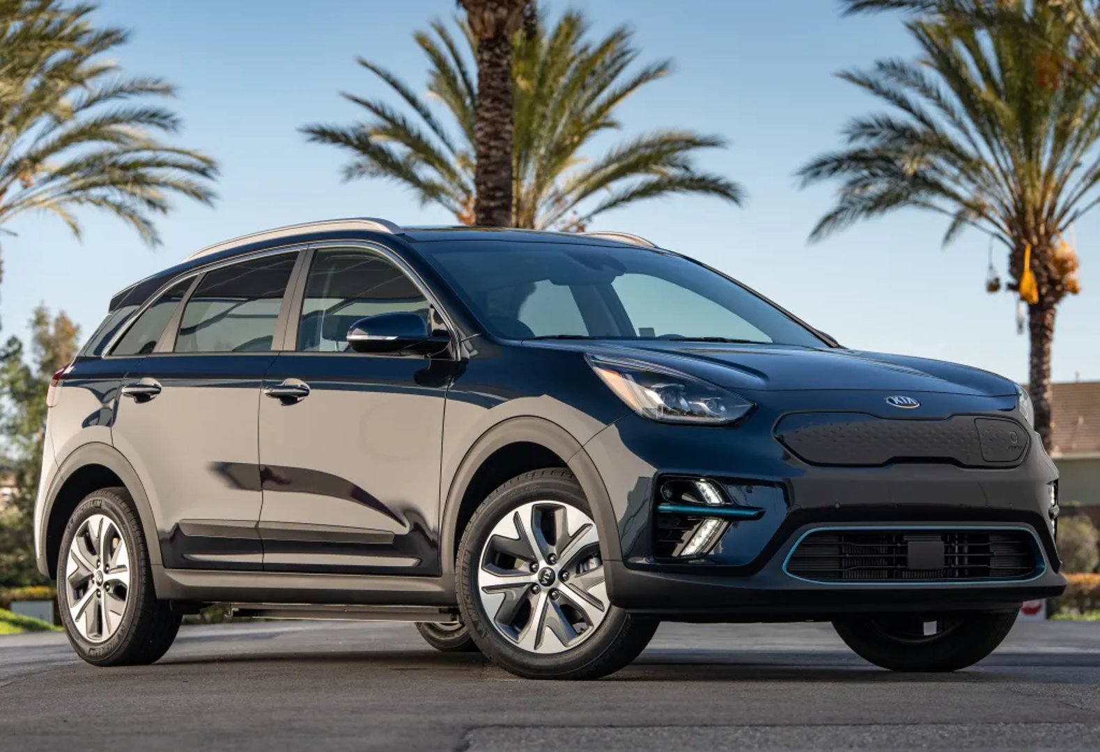 Kia_Niro_1_generation_restyling__SUV_5-doors__6.jpg