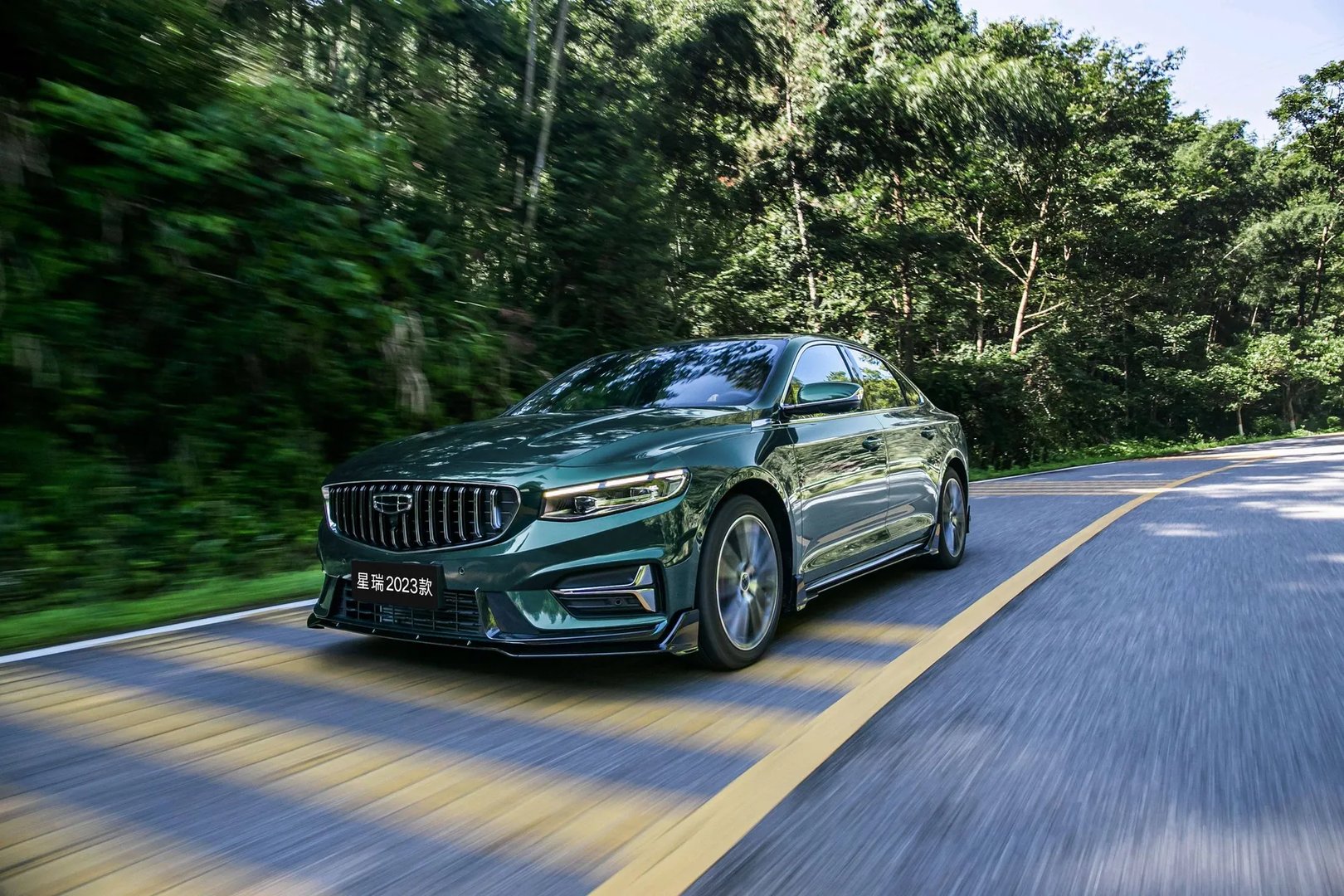Geely_Preface_1_generation_restyling__Sedan__6.jpg