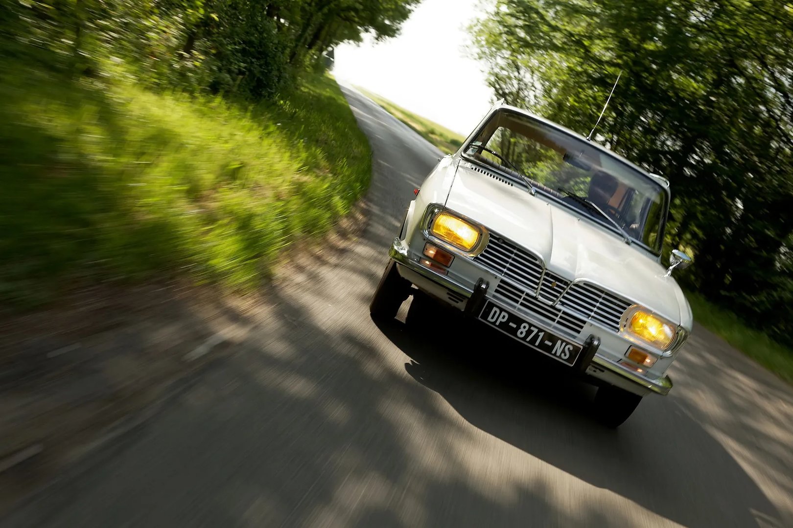Renault_16_1_generation__Hatchback_5-door__13.jpg