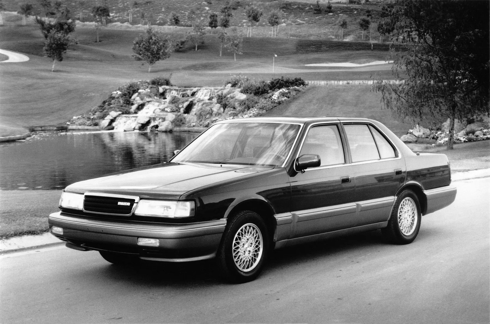 Mazda_929_3_generation__Sedan__2.jpg