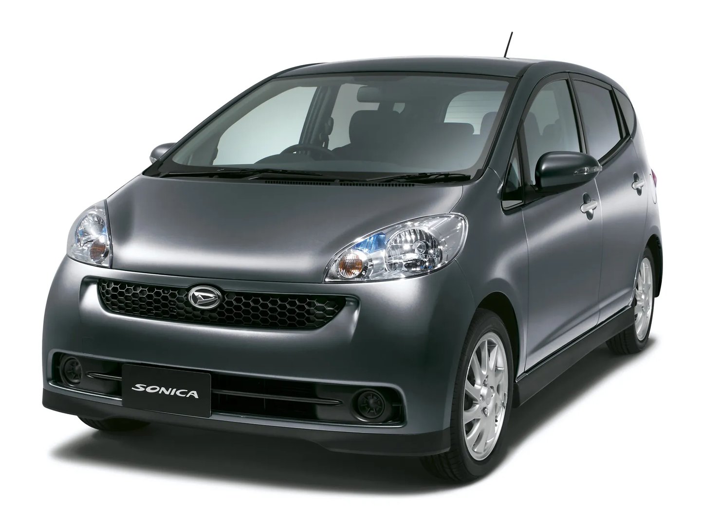 Daihatsu_Sonica_1_generation__Mini_5-doors__2.jpg