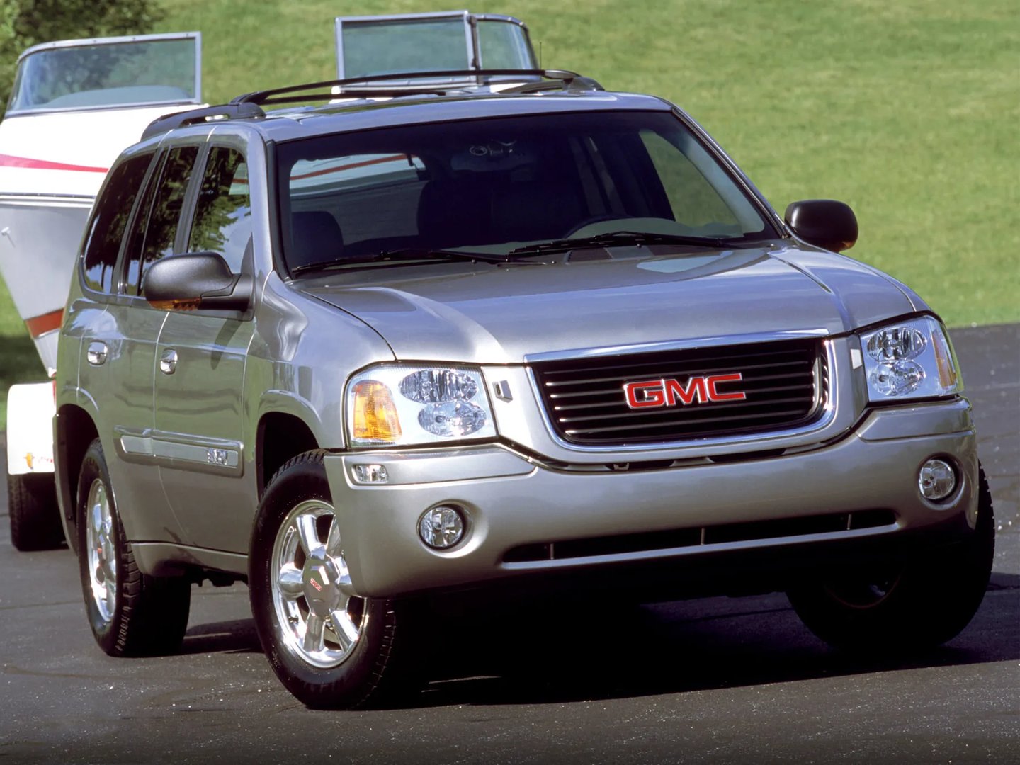GMC_Envoy_2_generation__SUV_5-doors__10.jpg