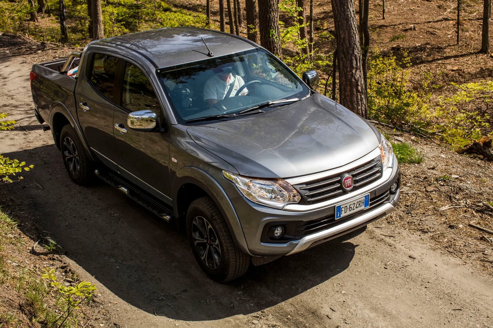 Fiat_Fullback_1_generation__Pickup_double-cab__10.jpg