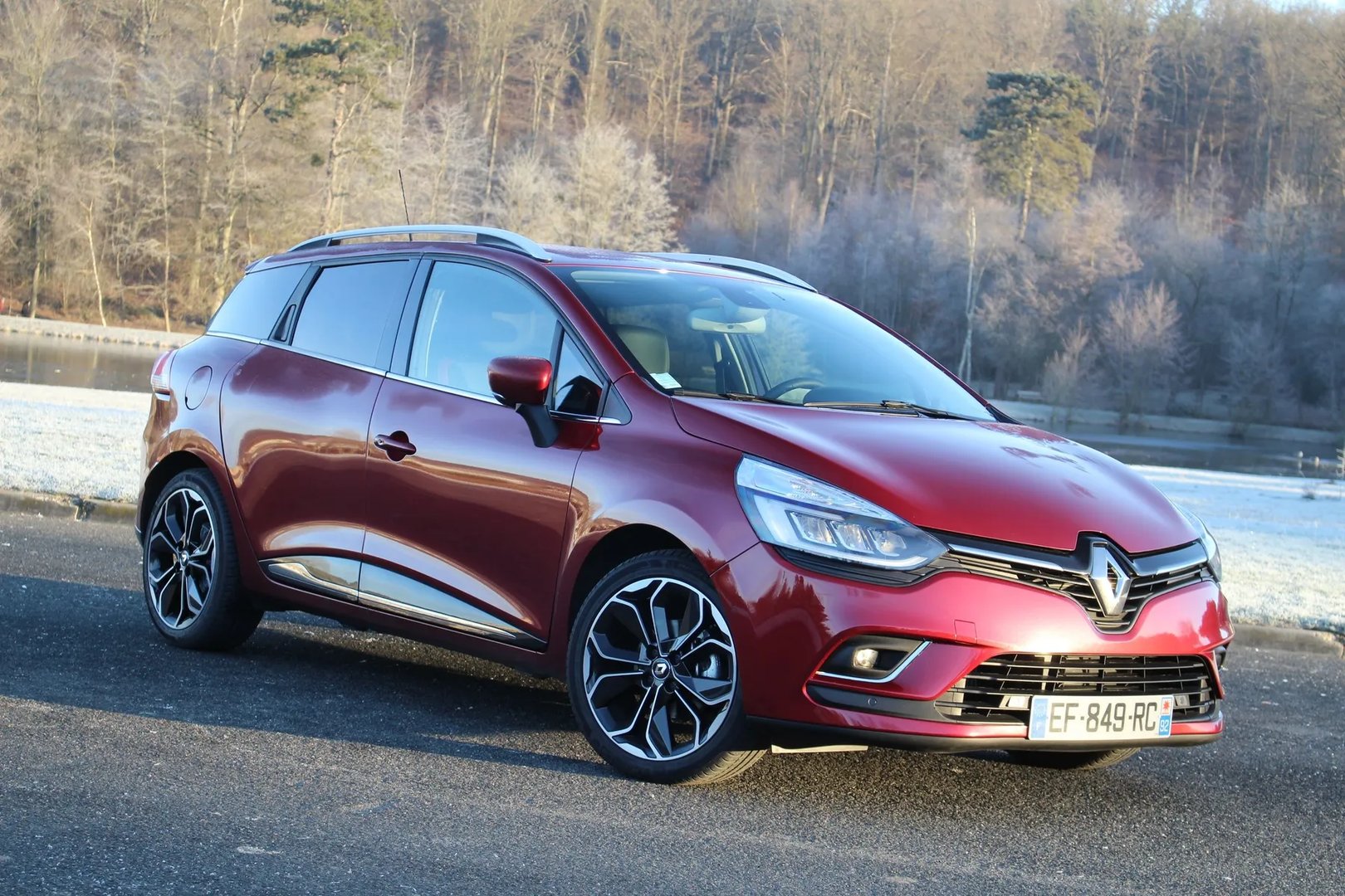 Renault_Clio_4_generation_restyling__Estate_5-door__6.jpg