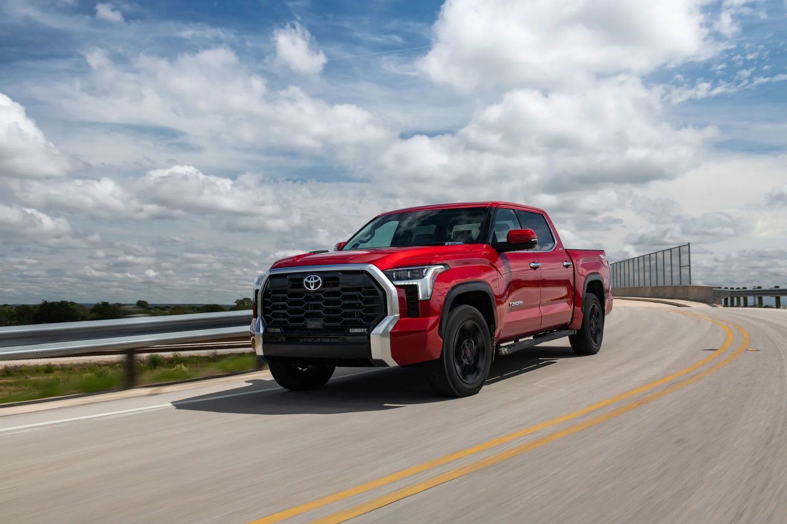 Toyota_Tundra_3_generation__Pickup_1.5-cab__6.jpg