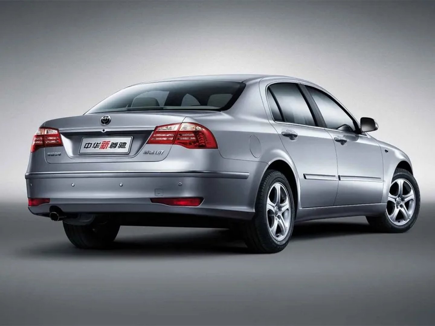 Brilliance_M1_(BS6)_1_generation_restyling__Sedan__6.jpg
