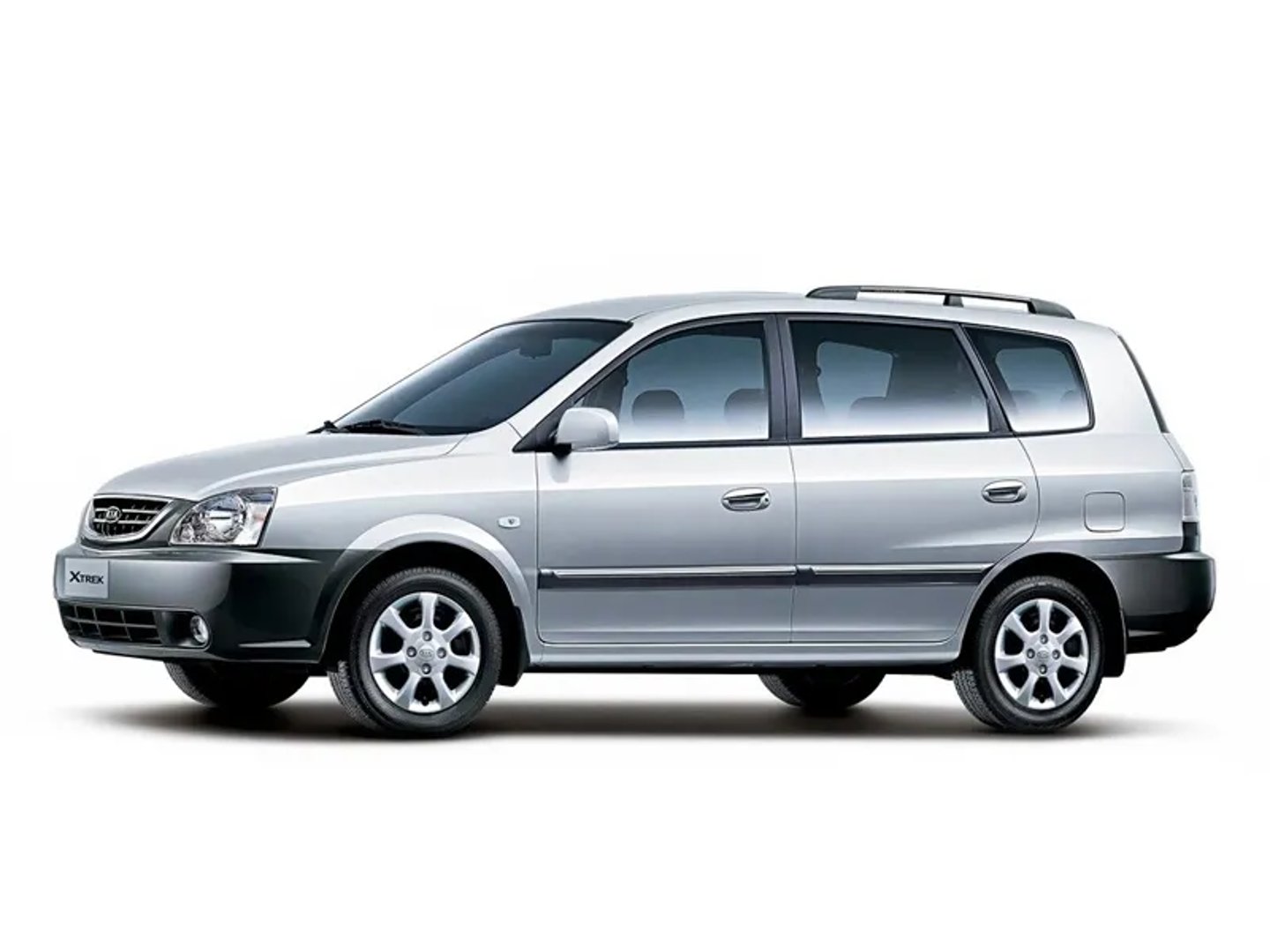 Kia_X-Trek_1_generation__Compact_Van__1.jpg