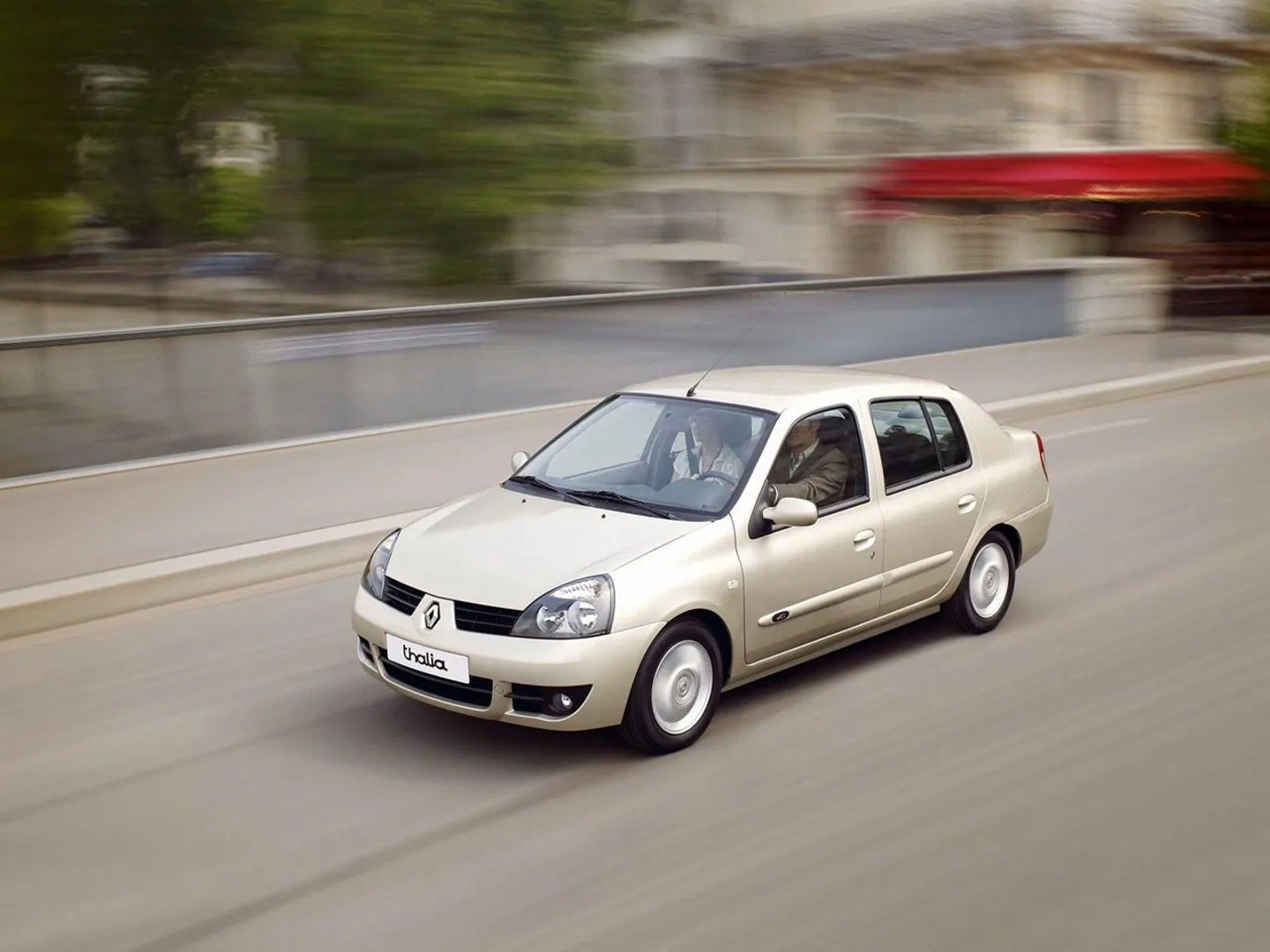Renault_Thalia_1_generation_restyling_2__Sedan__1.jpg