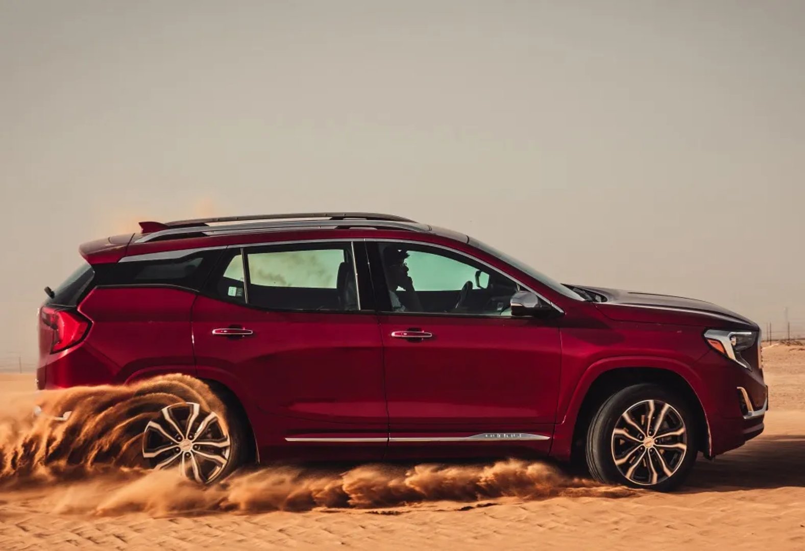 GMC_Terrain_2_generation__SUV_5-doors__3.jpg