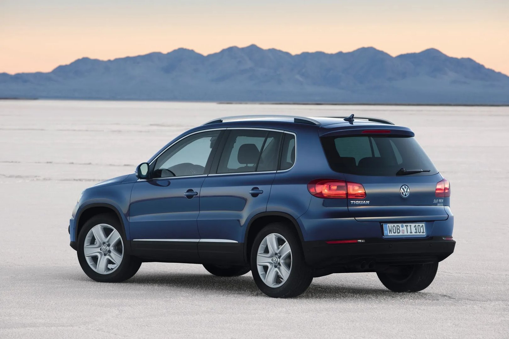 Volkswagen_Tiguan_1_generation_restyling__SUV_5-doors__2.jpg