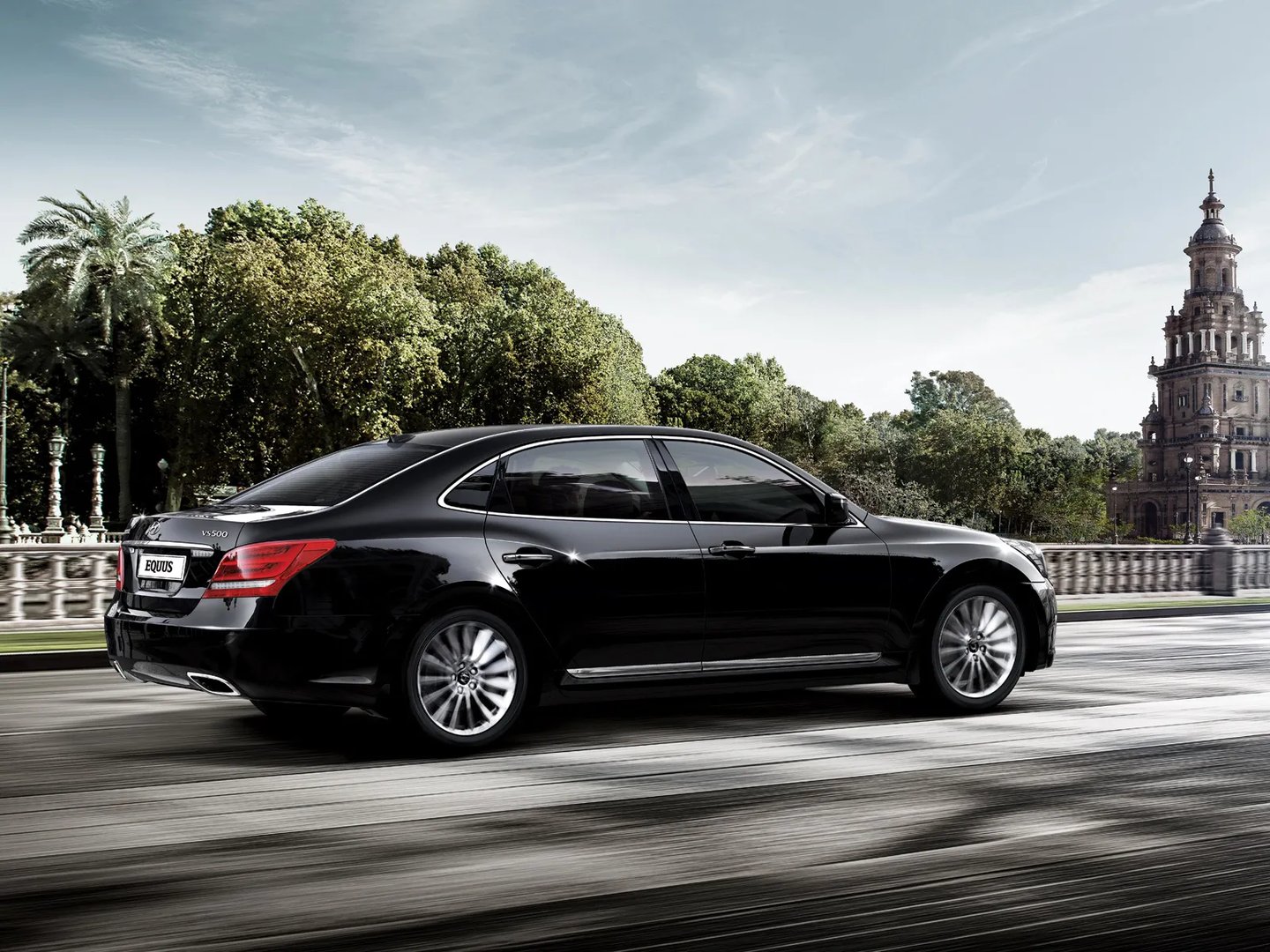 Hyundai_Equus_2_generation_restyling__Sedan__2.jpg