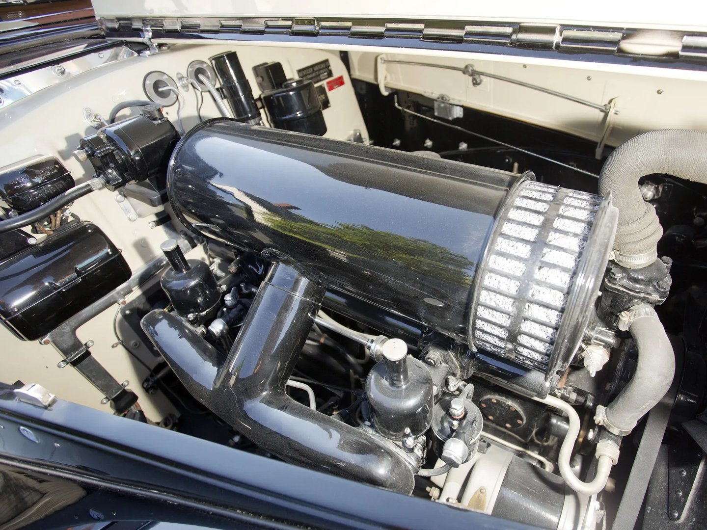 Bentley_Mark_VI_1_generation__Coupe__11.jpg