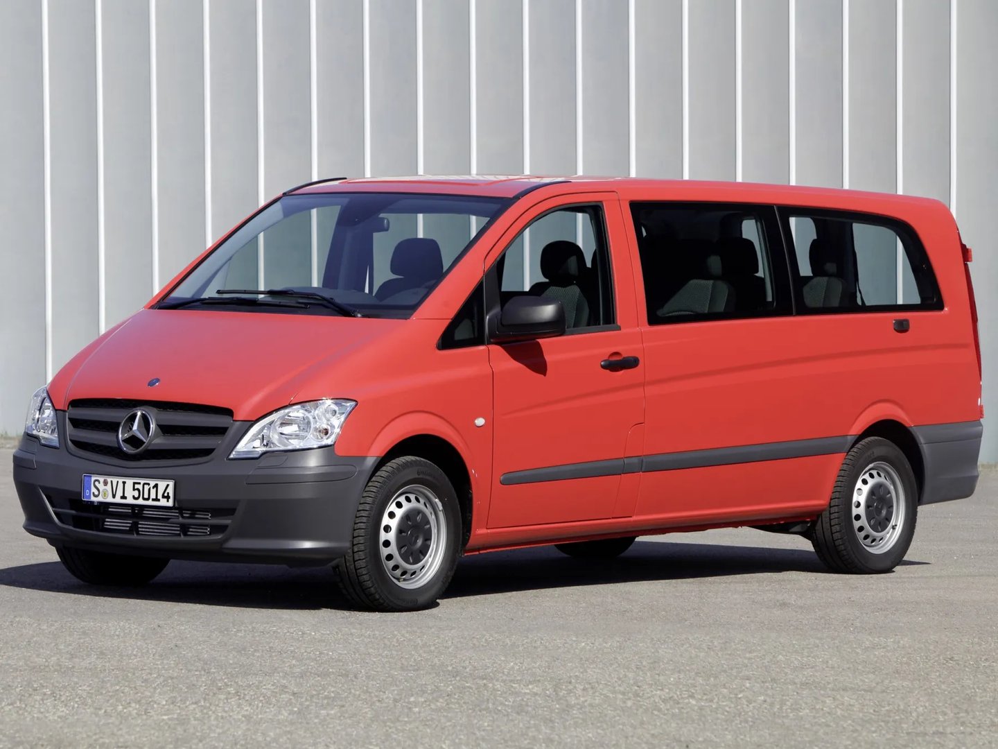 Mercedes_Vito_2_generation_restyling__Minivan__9.jpg