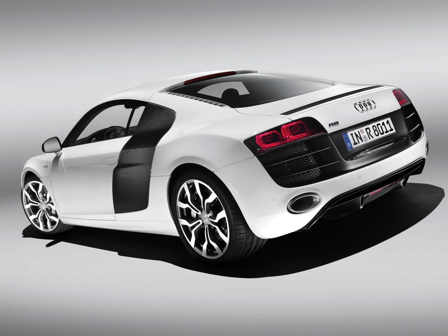 Audi_R8_1_generation__Coupe__13.jpg