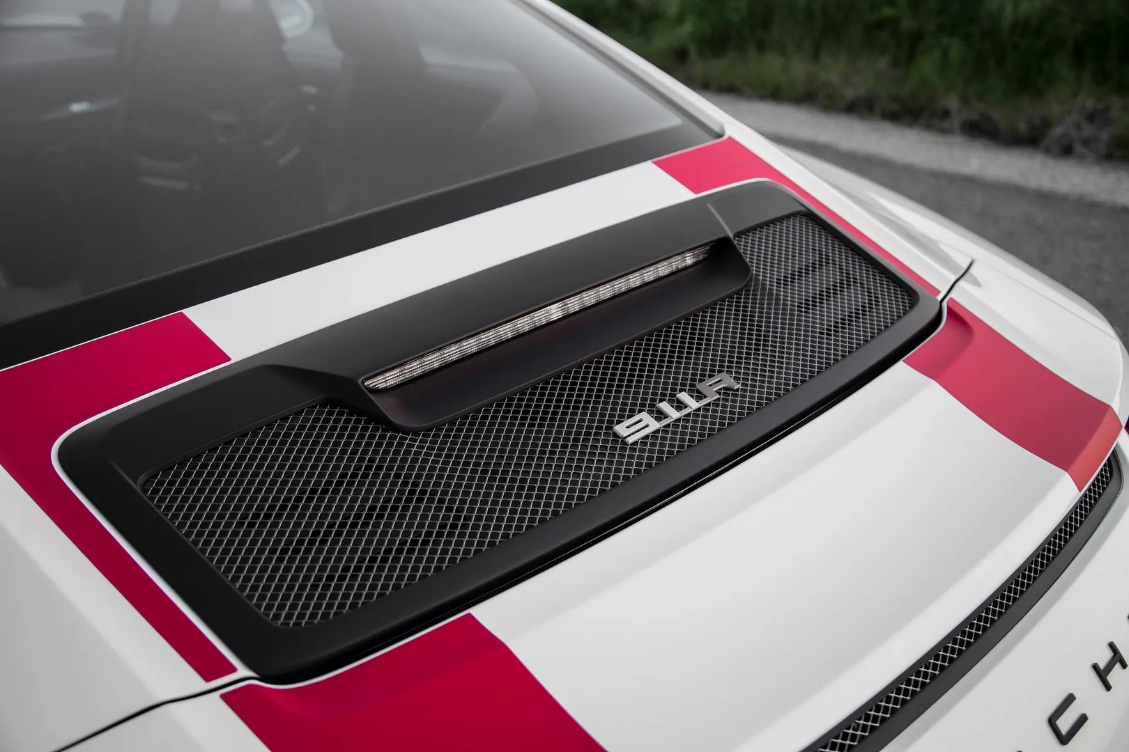 Porsche_911_R_1_generation__Coupe__12.jpg