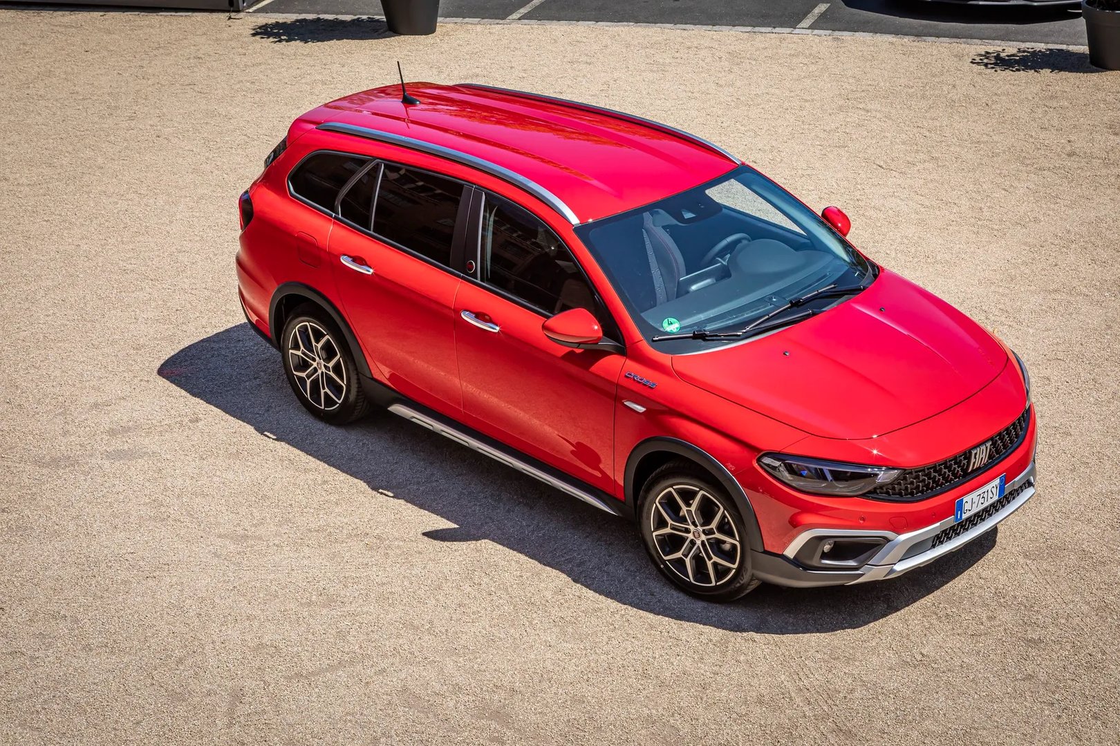 Fiat_Tipo_2_generation_restyling_1__SUV_5-doors__4.jpg