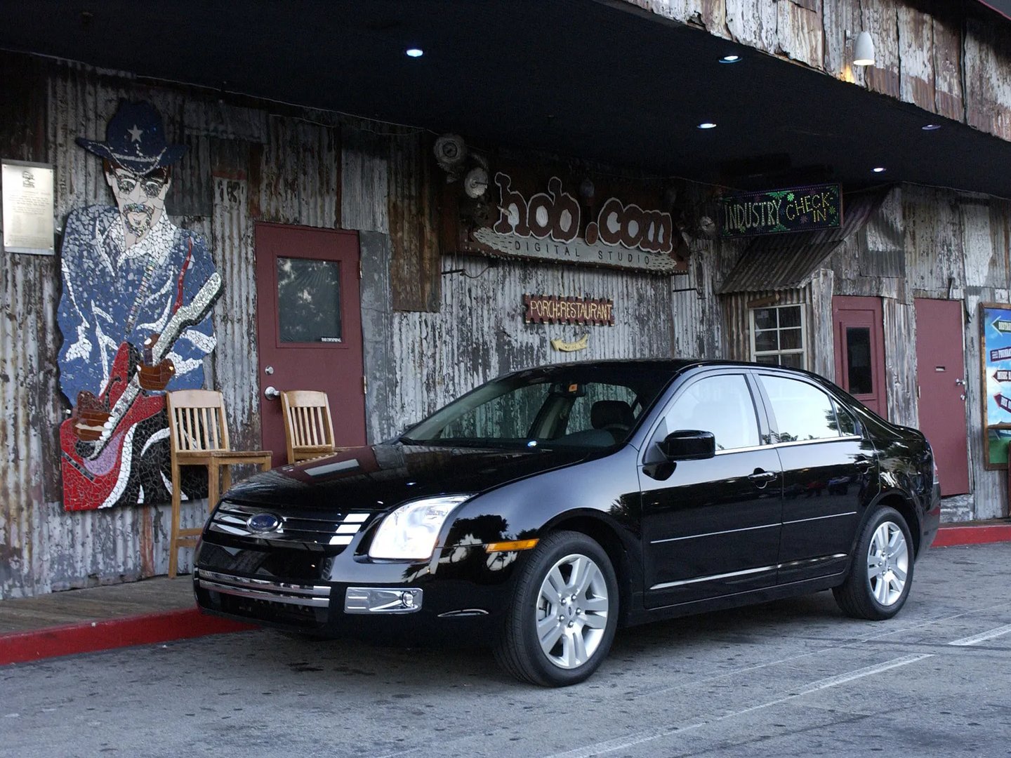 Ford_Fusion_(USA)_1_generation__Sedan__7.jpg