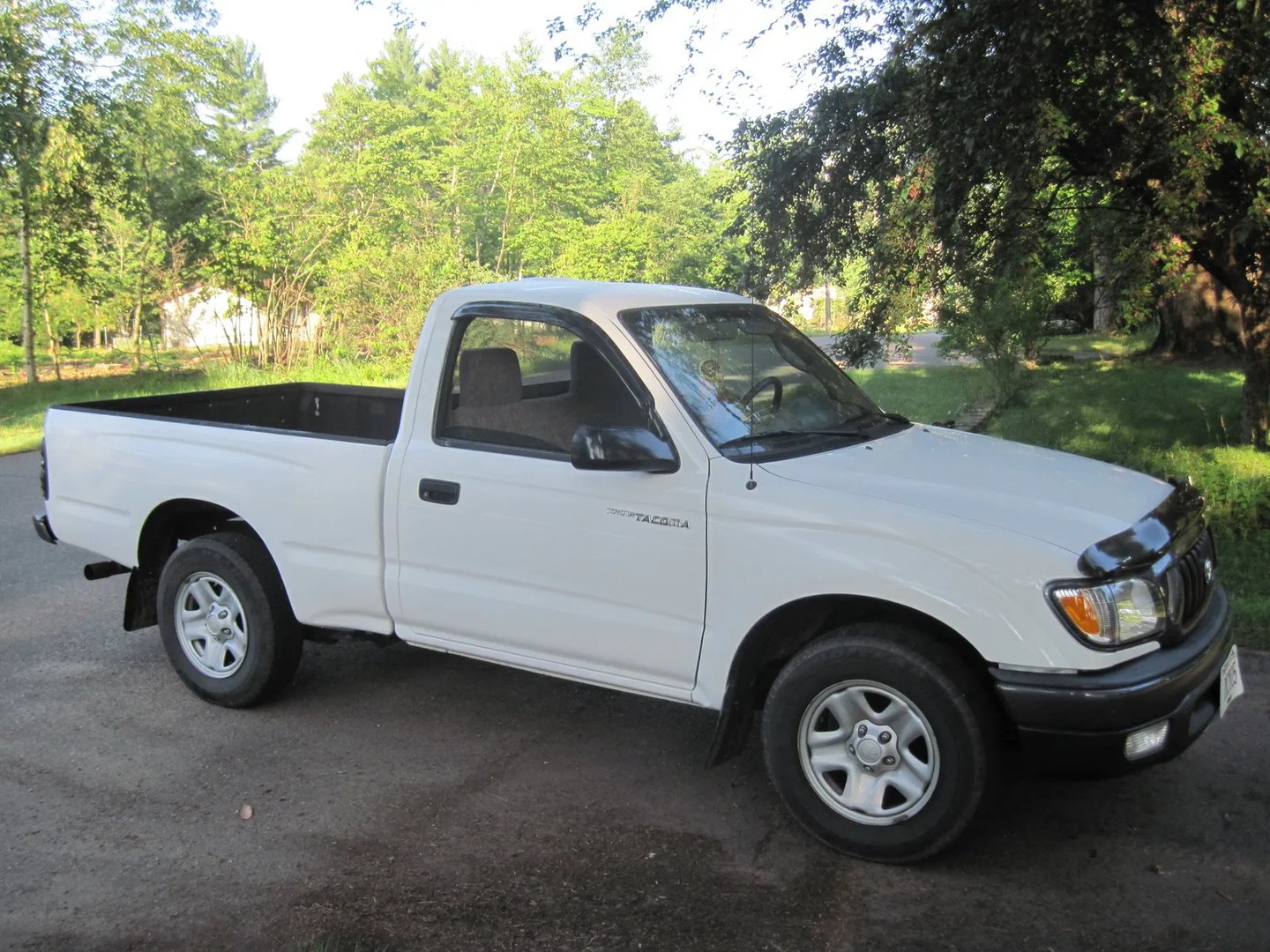 Toyota_Tacoma_1_generation_restyling__Pickup_single-cab__1.jpg