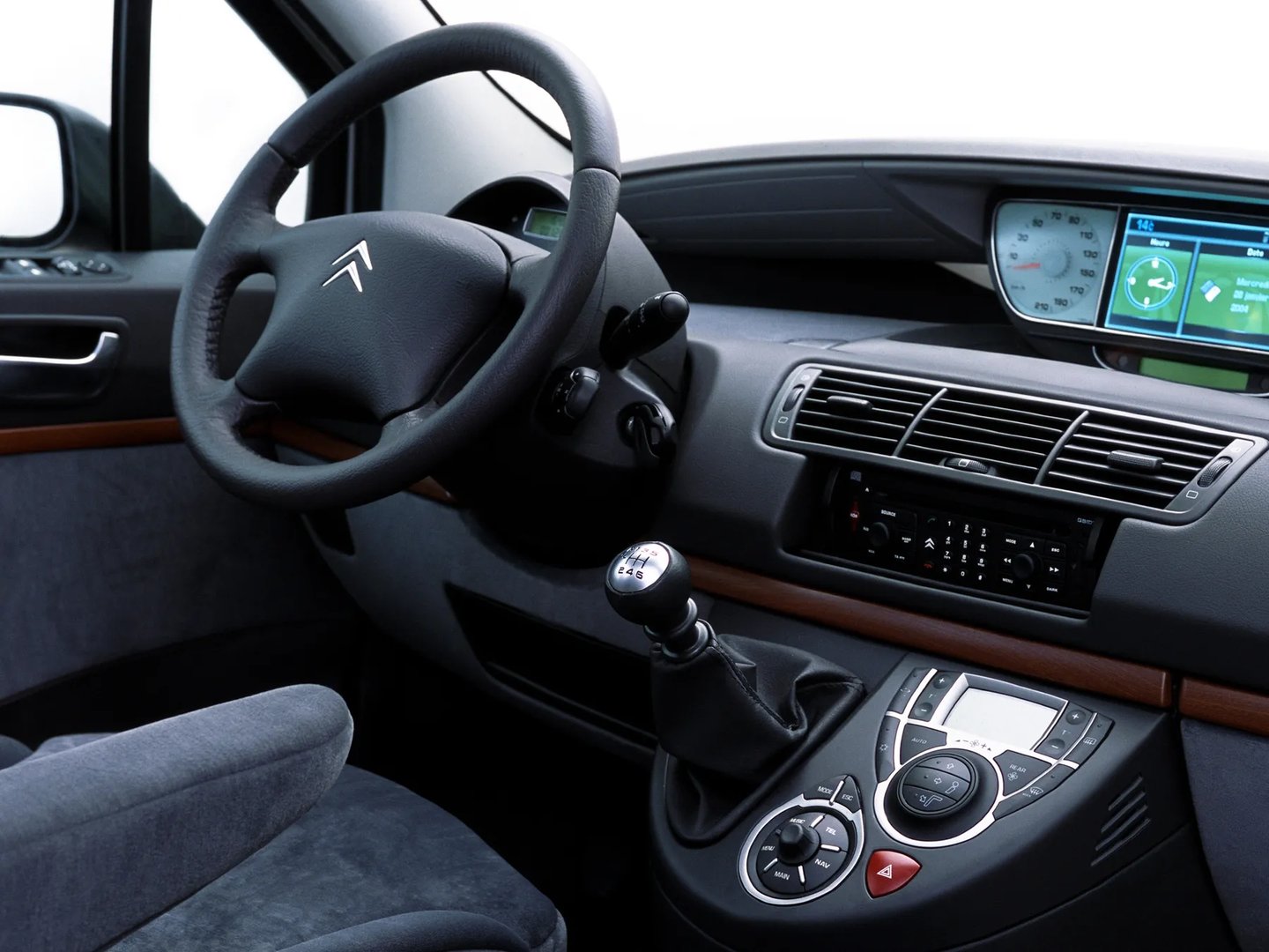 Citroen_C8_1_generation_restyling__Minivan__6.jpg